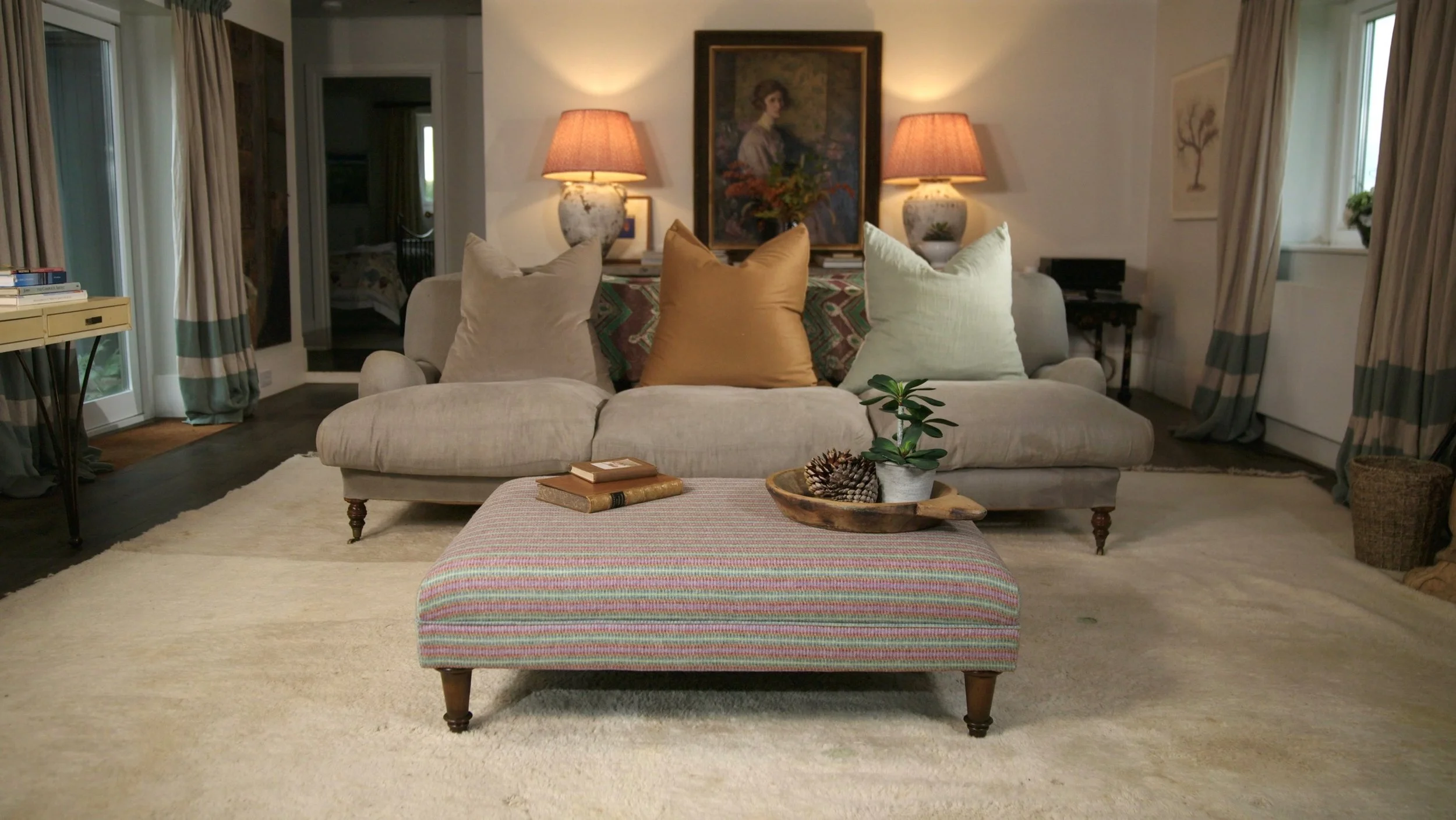 GradedSelects.00_20_50_04.Still040 (1).jpg