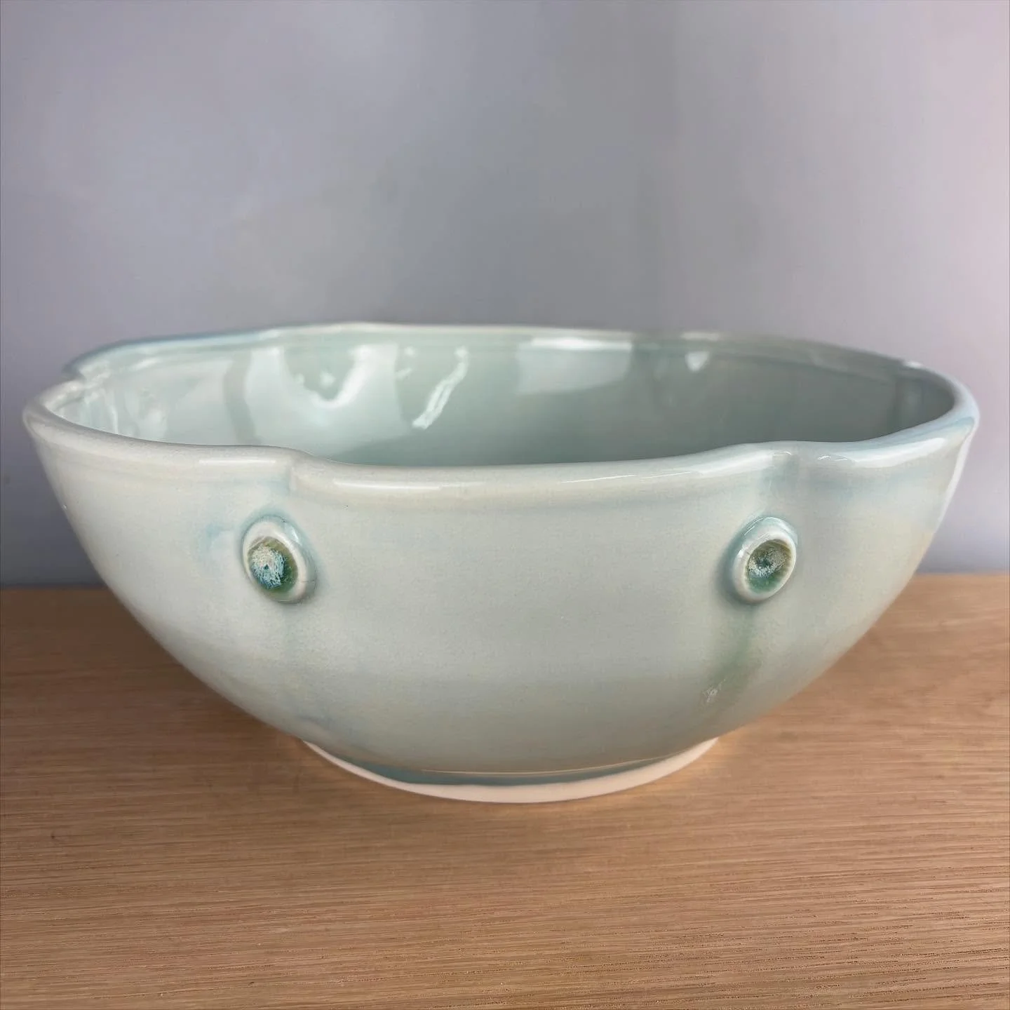 Fresh from the kiln and full of character! Loving these pretty places where the glaze decided to dance. Every piece tells its own story - this big porcelain bowl is all about flow-y movement and cool, soft hues.