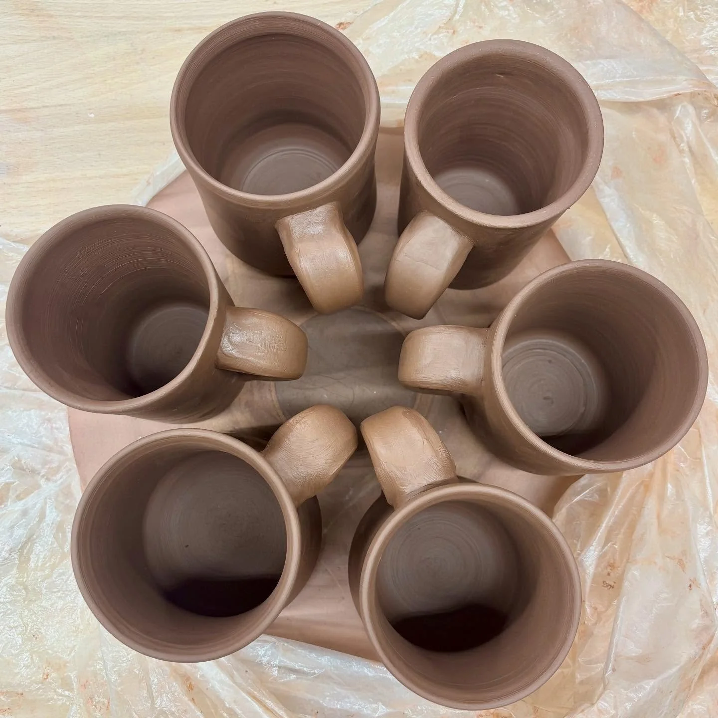 And&hellip;. More dark mugs!