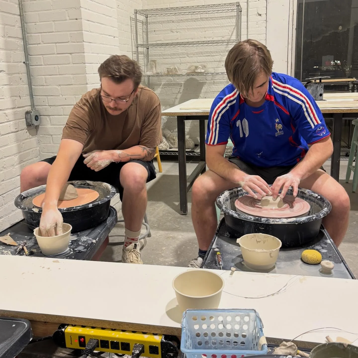 Last Nights class was full of focus, laughter, and some seriously impressive progress on the wheel! 
Interested in getting started on the wheel? Join an upcoming class and come play in the clay! Link in bio. 

#comethrowsomething