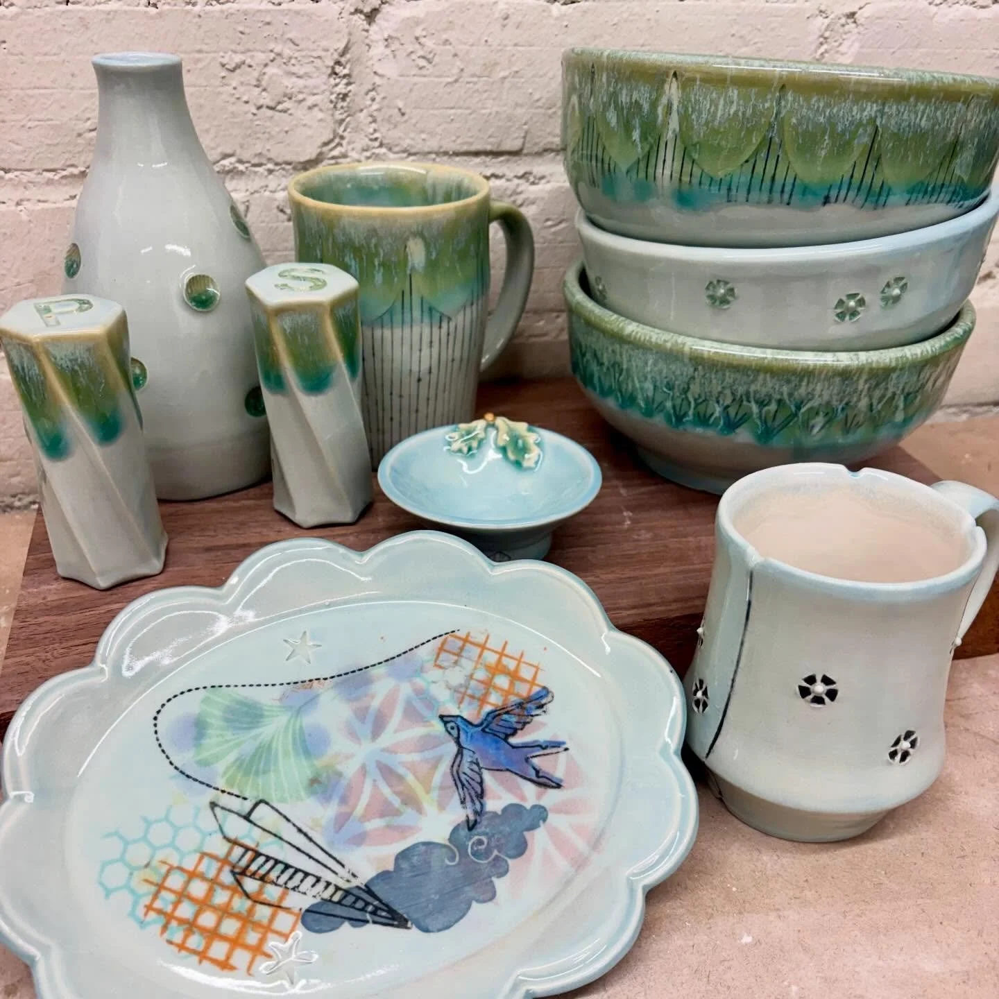 Fresh out of the kiln this afternoon and I couldn&rsquo;t be happier with the results. The blues and greens are doing their thing - layering, pooling and breaking in all the best ways. 
These pieces (and more!) will be available at Artsplosure next m