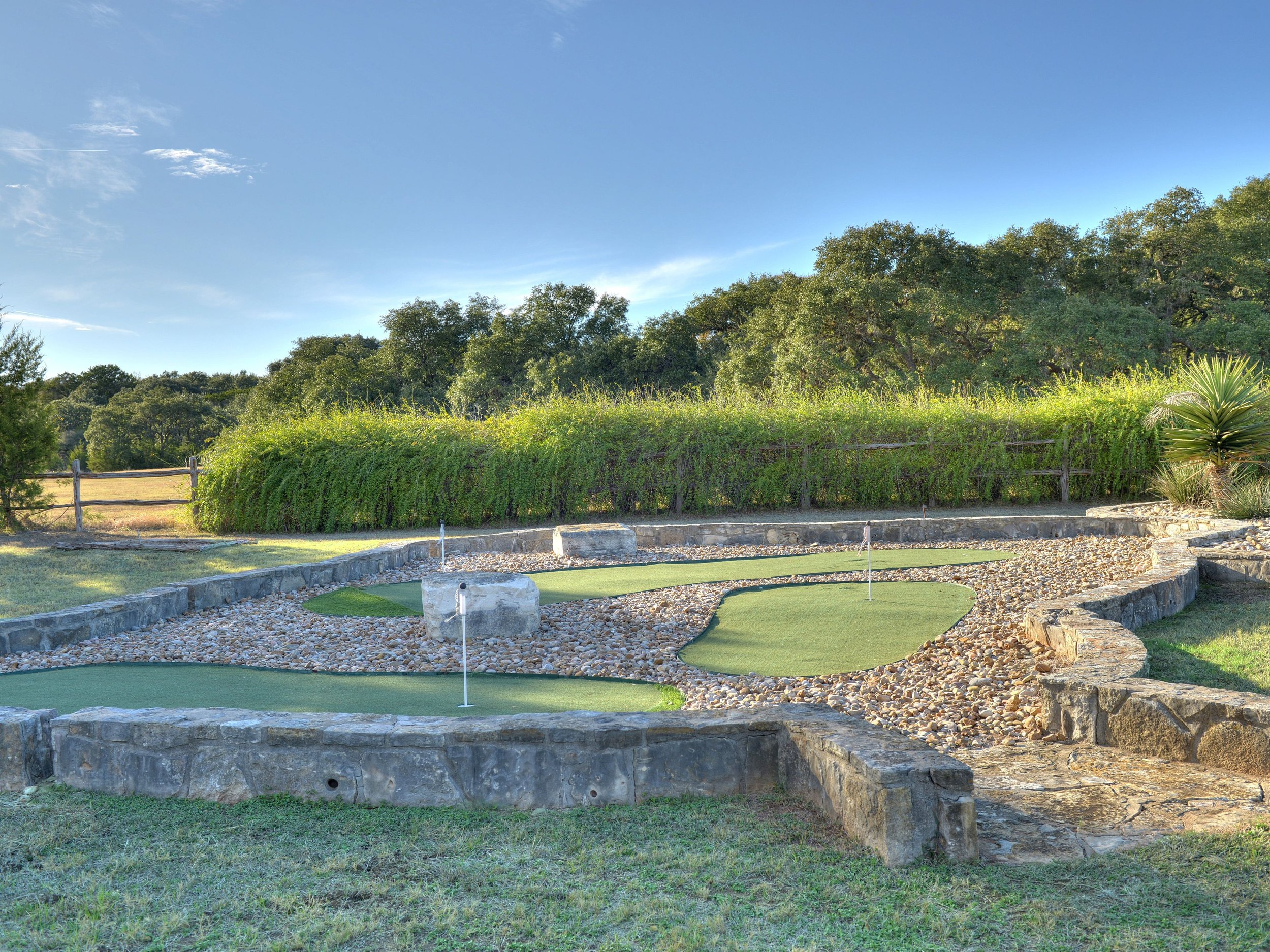 005_Putting Green-(ZF-0957-98185-1-010).jpg