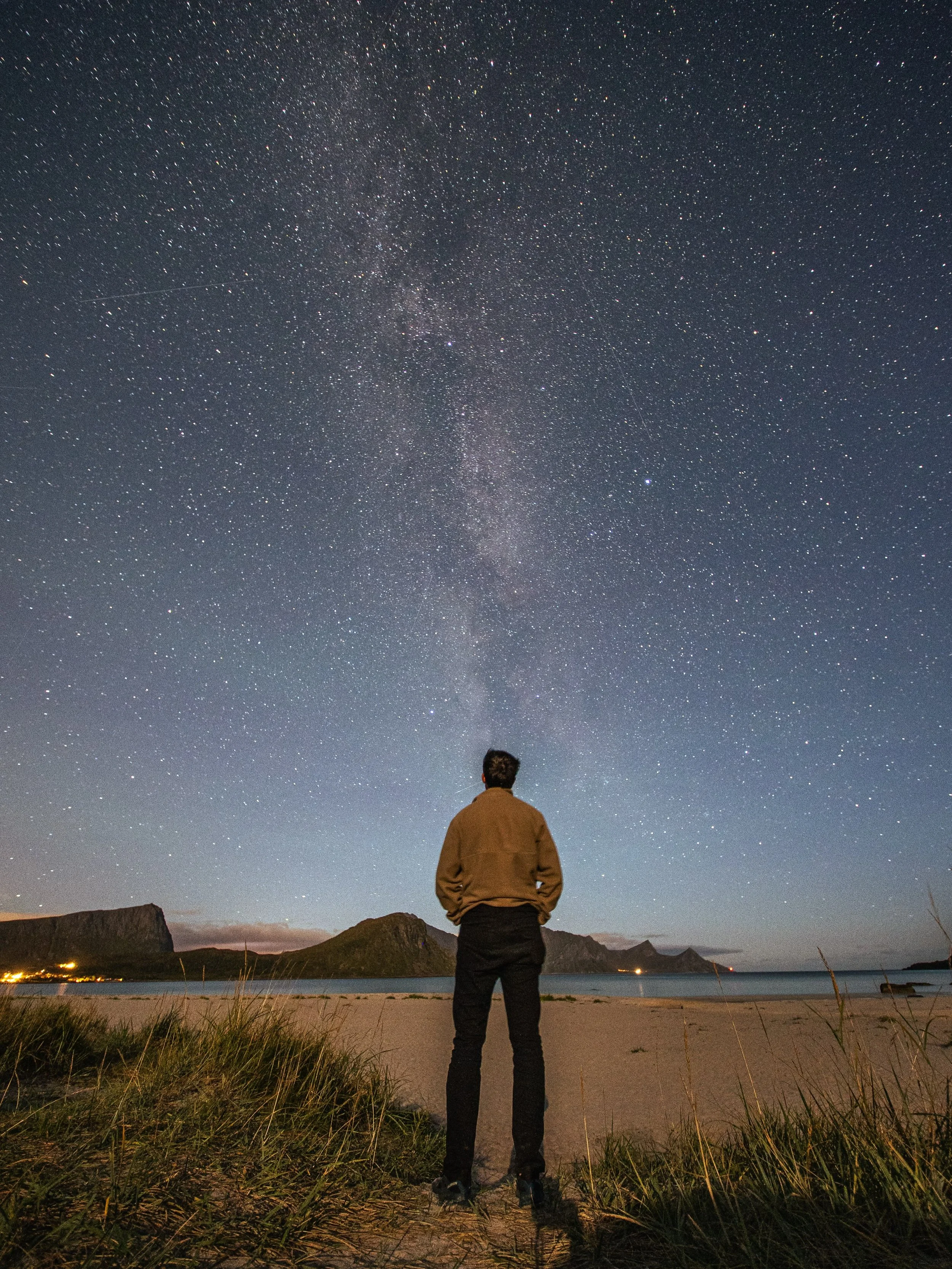 One billion star accommodation in Lofoten 🇳🇴

📸 Sony a7 iii