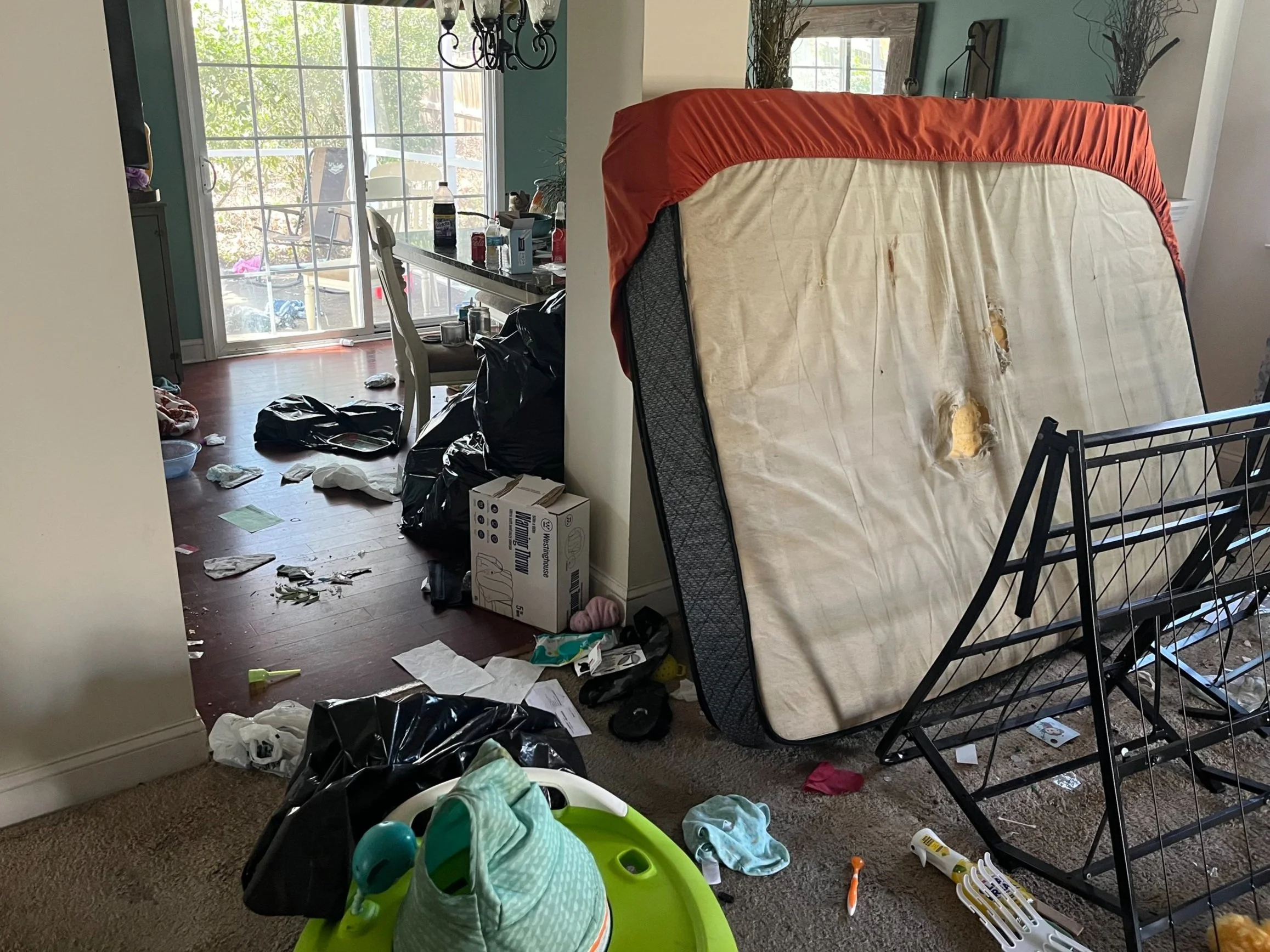 estate cleanout of Columbia home