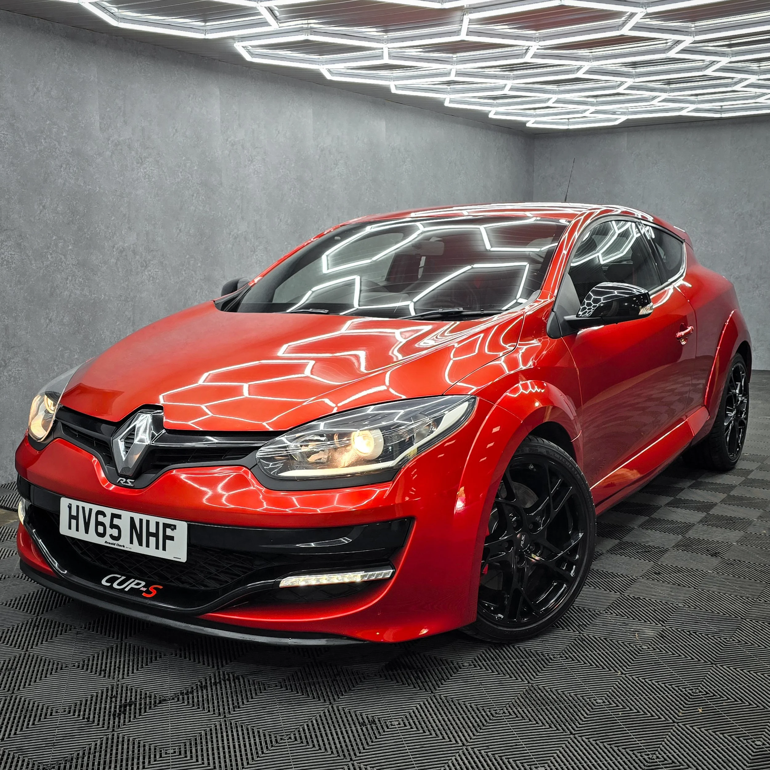 Renault Megane RS275 Cup-S - £15,950