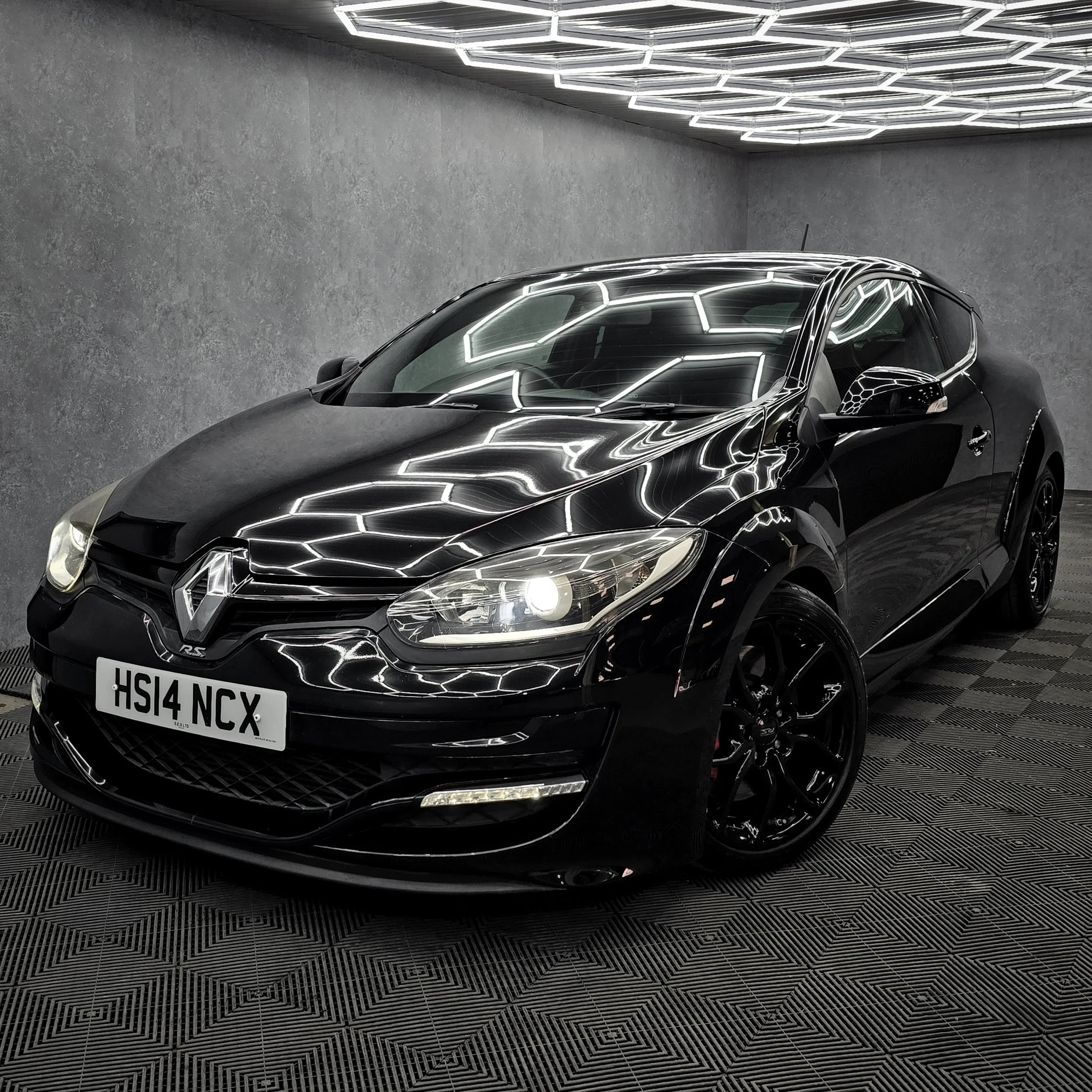 Renault Megane RS265 Cup Chassis - £11,950