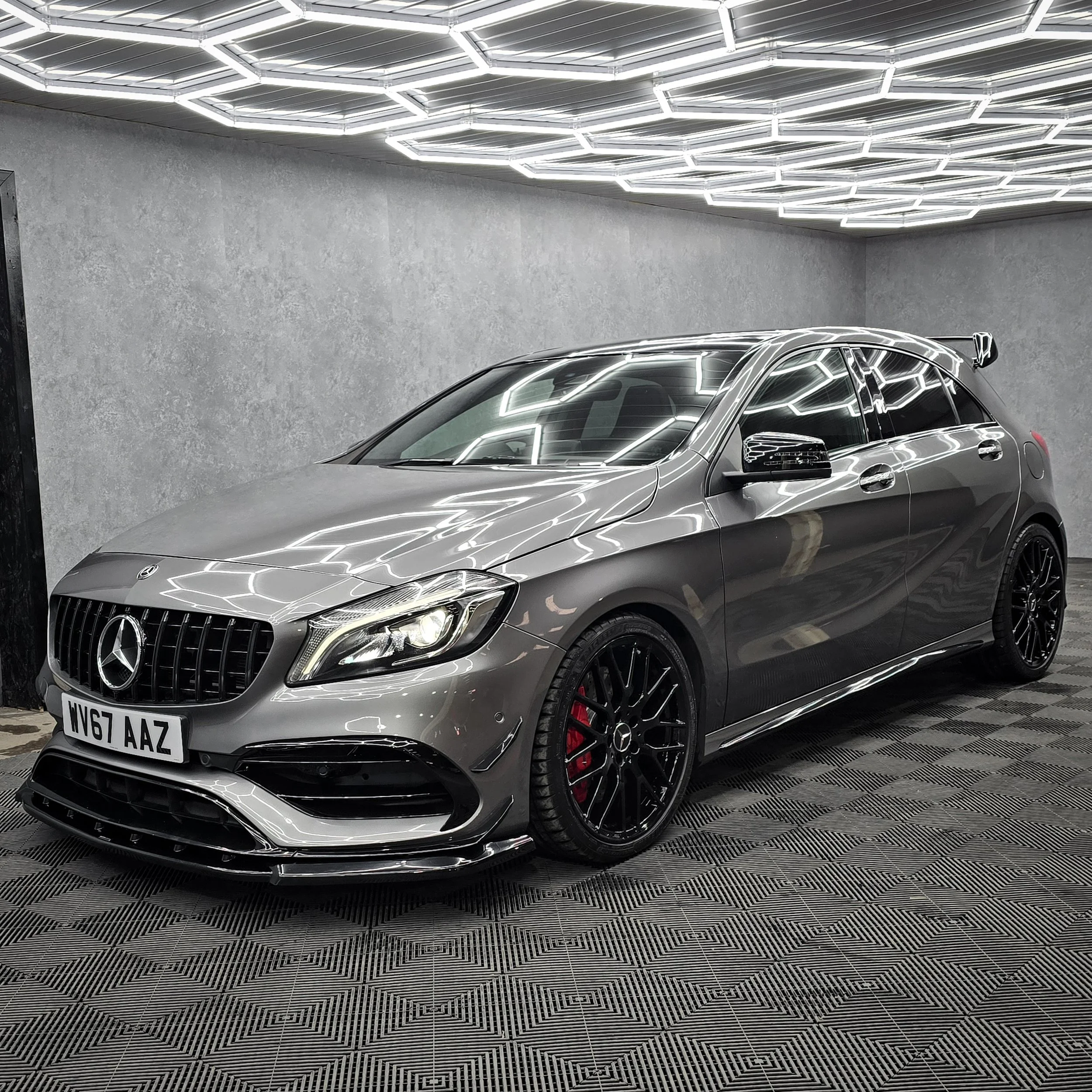 Mercedes A45 AMG