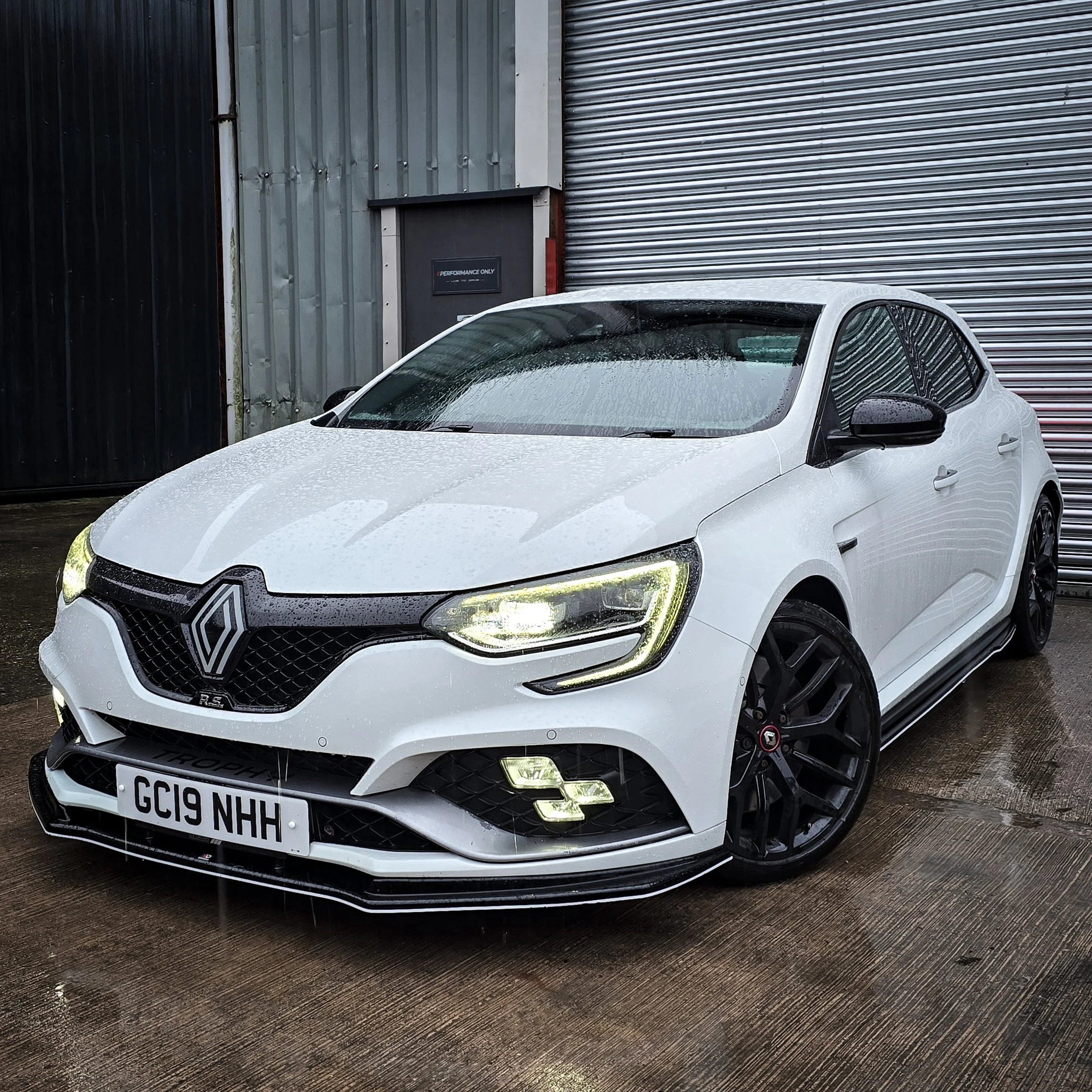 Renault Megane RS300 Trophy EDC - £22,950