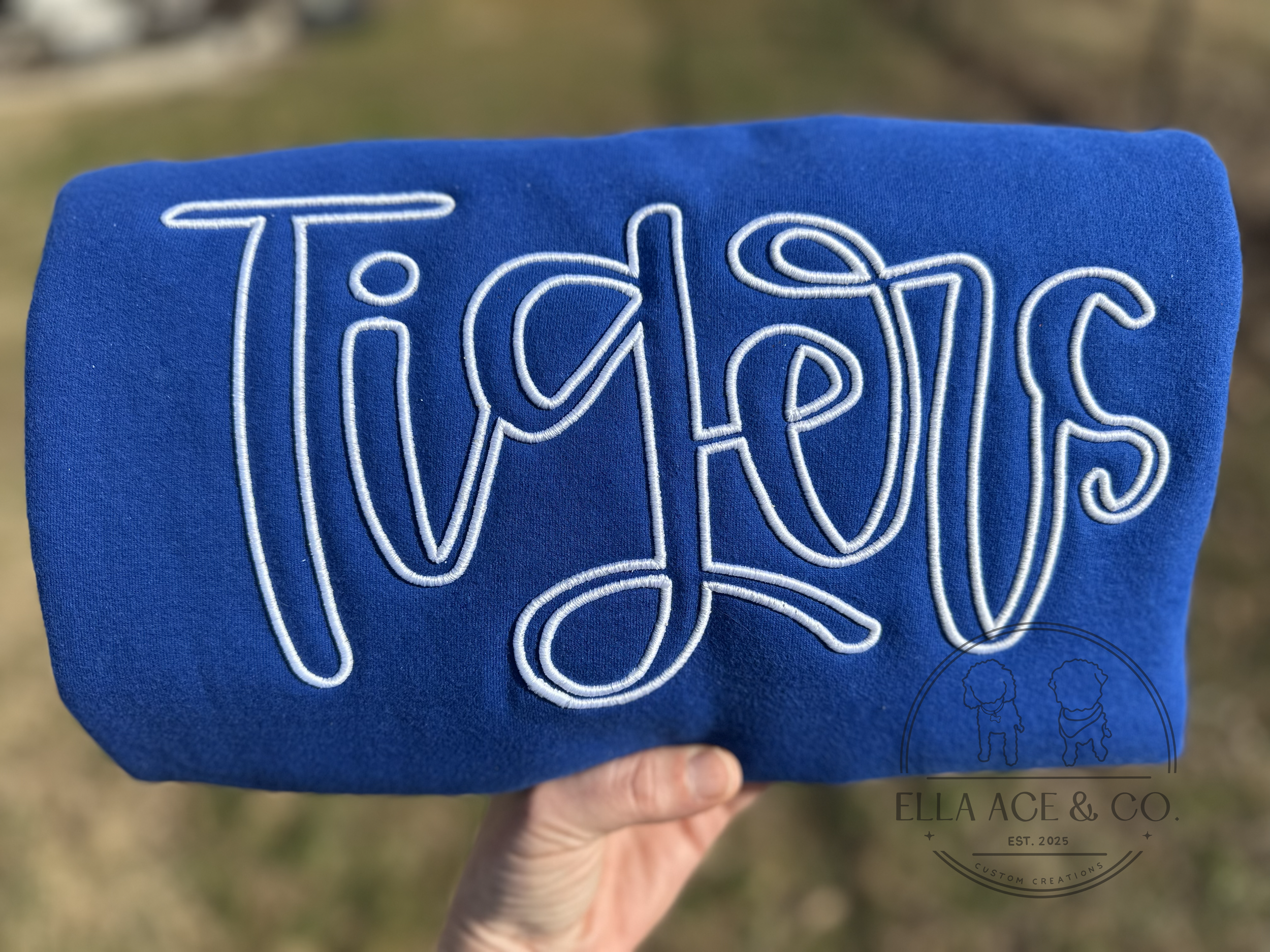 tigers puff royal 3.png