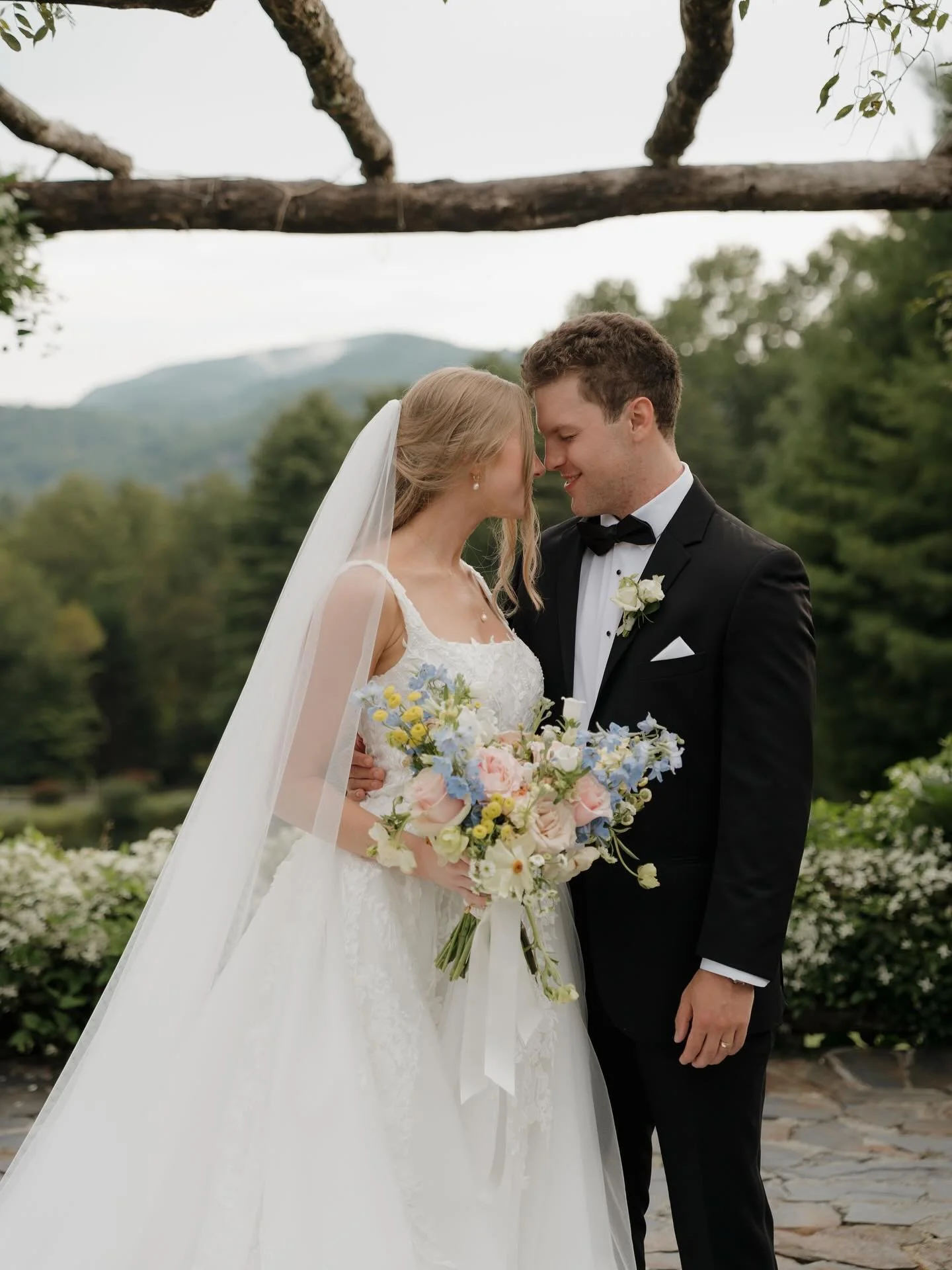 Life is an adventure, and love is the view. ✨🌄

&bull;SS for @mrs.bri.hines ✨

&bull;

&bull;

&bull;

&bull;

&bull;

&bull;

&bull;

#ncweddingphotographer #scweddingphotographer #mountainweddingphotographer #cltweddingphotographer #ralieghwedding