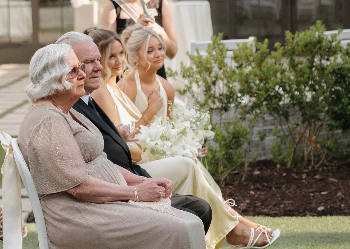 imagine being surrounded by all your favorite people&hellip;
and getting photos back that feel exactly like that moment 🤍

the in between, the reactions, the people, it all matters

2026 dates are filling, inquire through the link in bio ✨

&bull;

