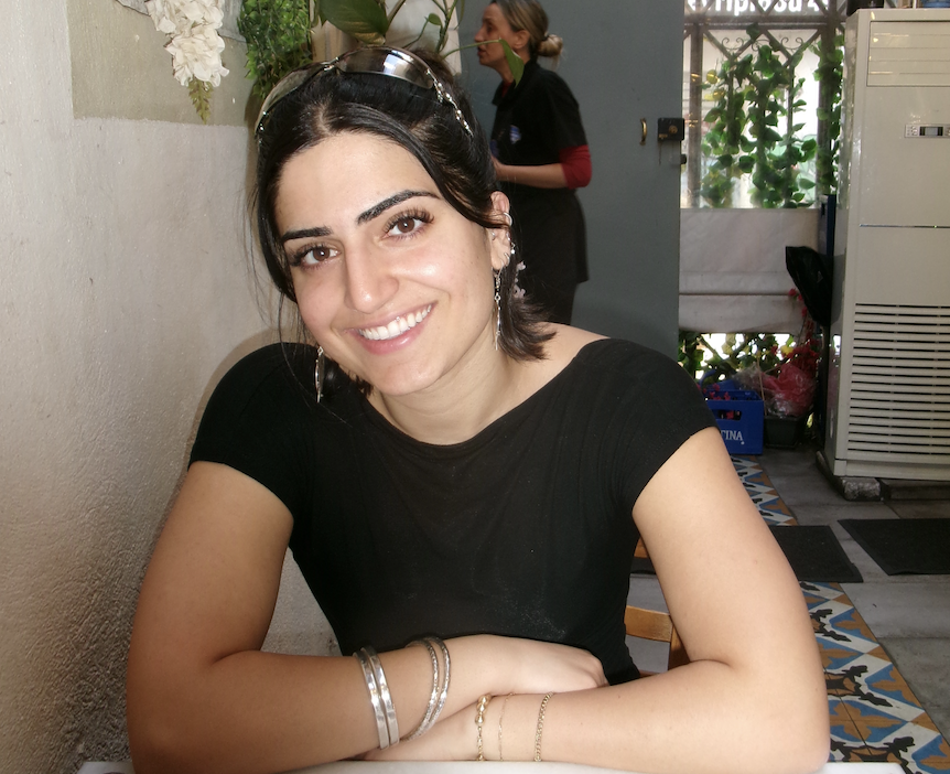 Headshot of Lara Vaziri.
