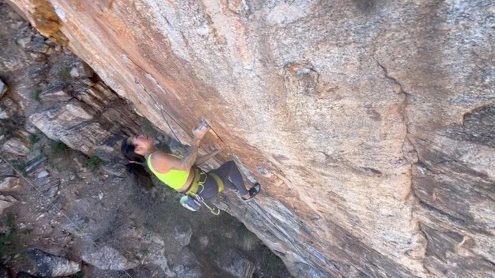 Ebb &amp; Flow | Colosseum | Mt Lemmon&thinsp;
&thinsp;
(...continued from last climbing post)&thinsp;
I went right. I unlocked the first crux (1st 📹. Thanks @slow.jilver for the beta! I&rsquo;ll go left with you after I send) and finally figured ou