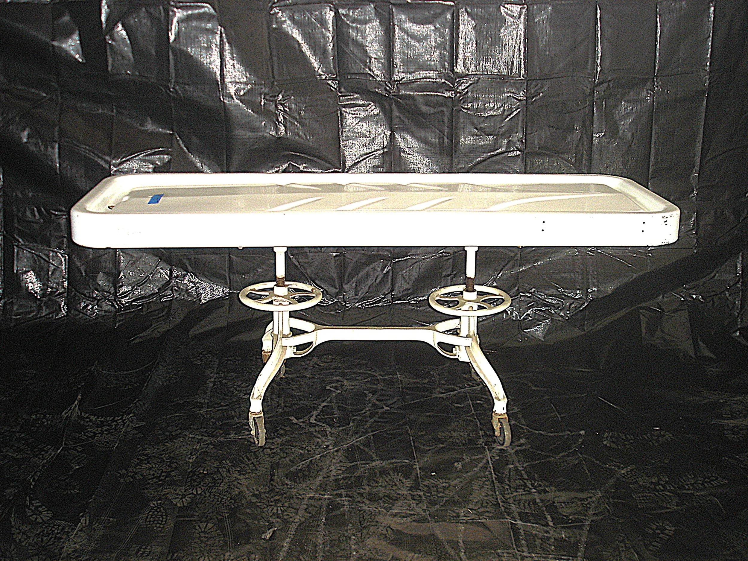 Champion table top with adjustable base