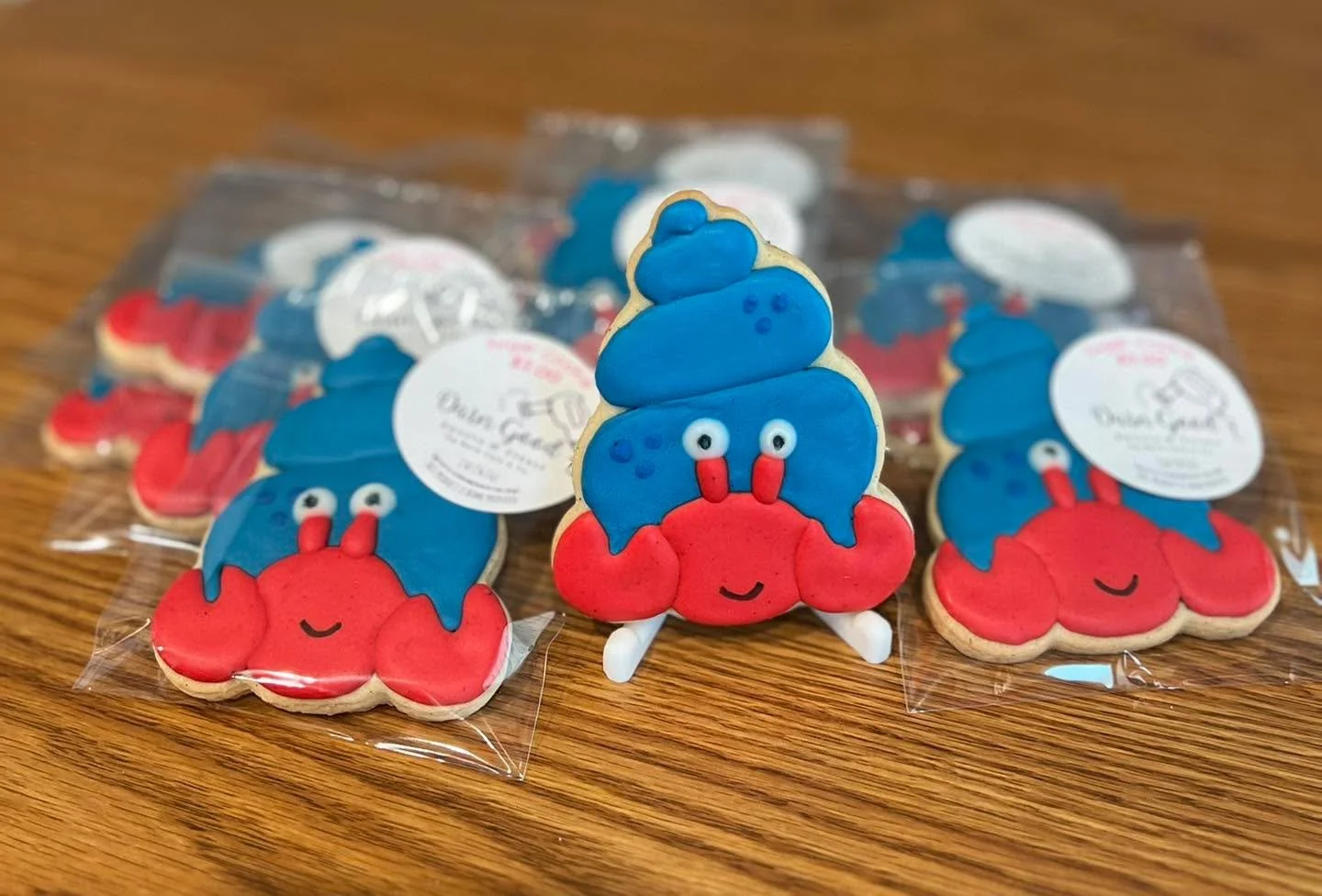 🦀 These cuties just crawled in! 🦀
Something about this hot weather has us dreaming of the beach &mdash; and these adorable crab cookies are bringing all the coastal vibes! ☀️🌊

Now available at The Lucky Penny Caf&eacute; while they last!
Swing by