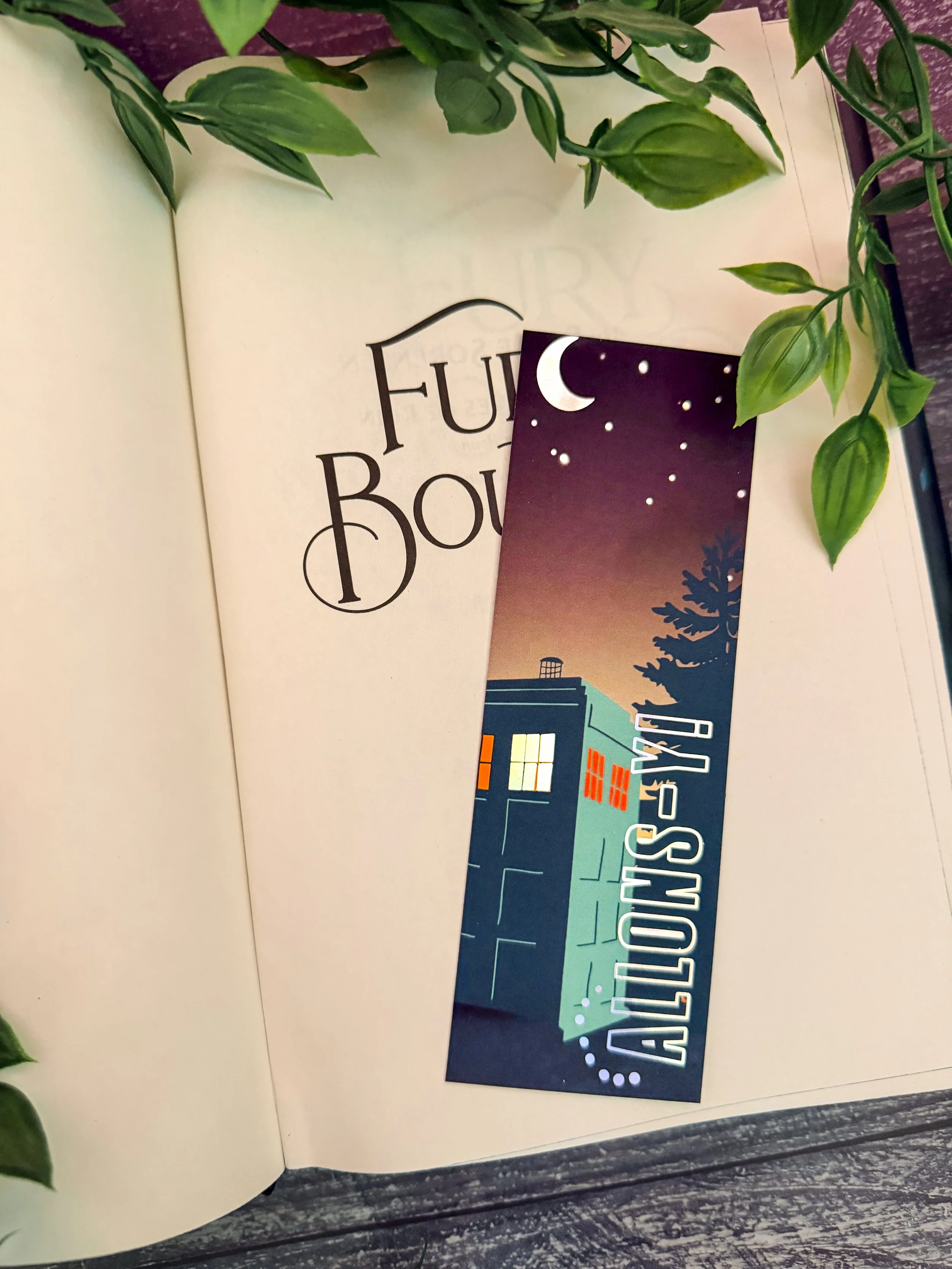 Amazing Readathon Allons-y Team Bookmark