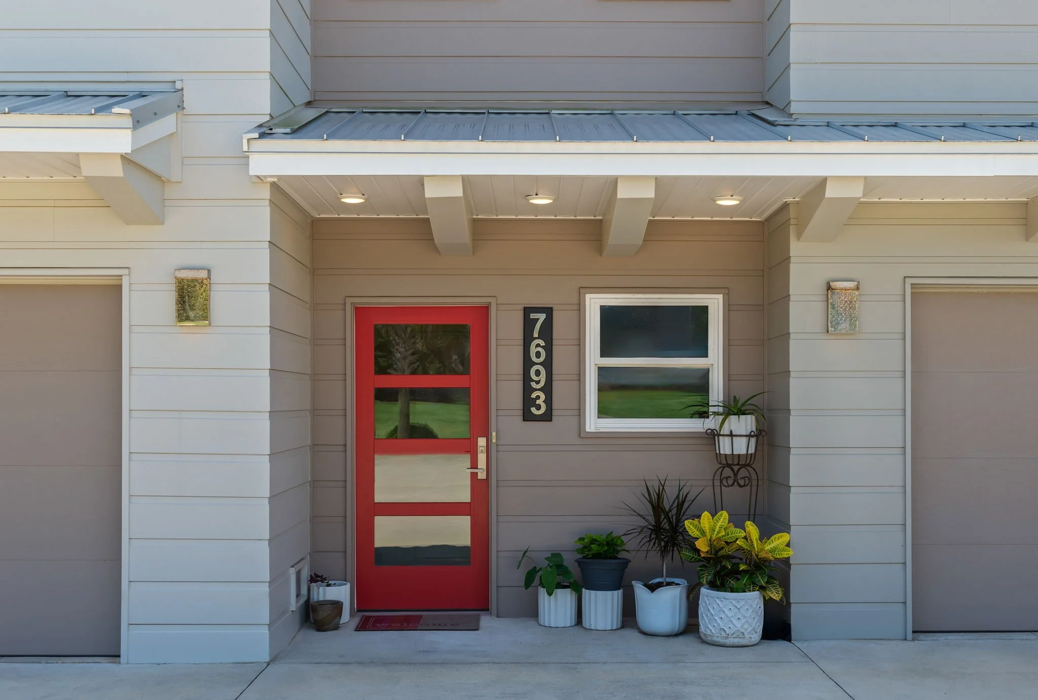 7693 North Shores Drive-13.jpg