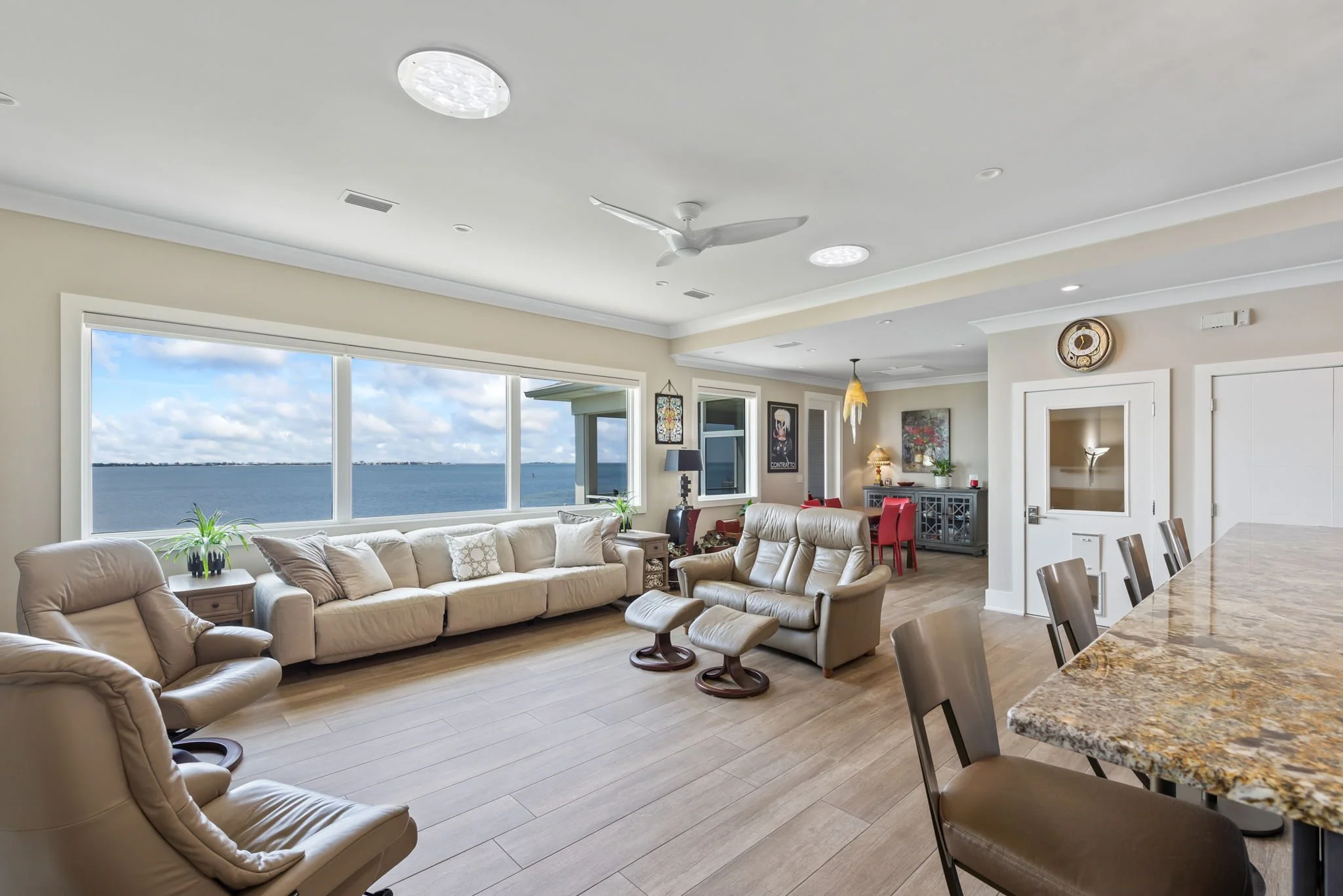 7693 North Shores Drive-5.jpg