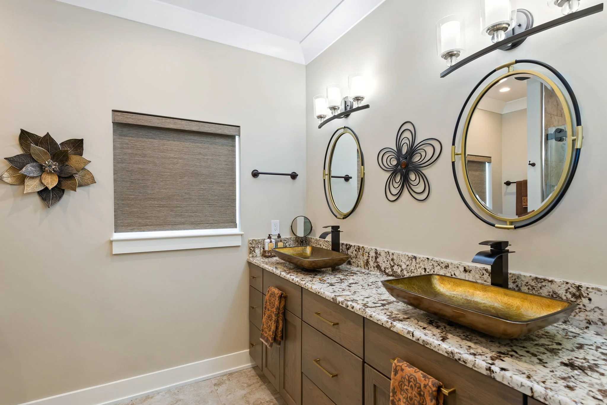 7693 North Shores Drive-32.jpg