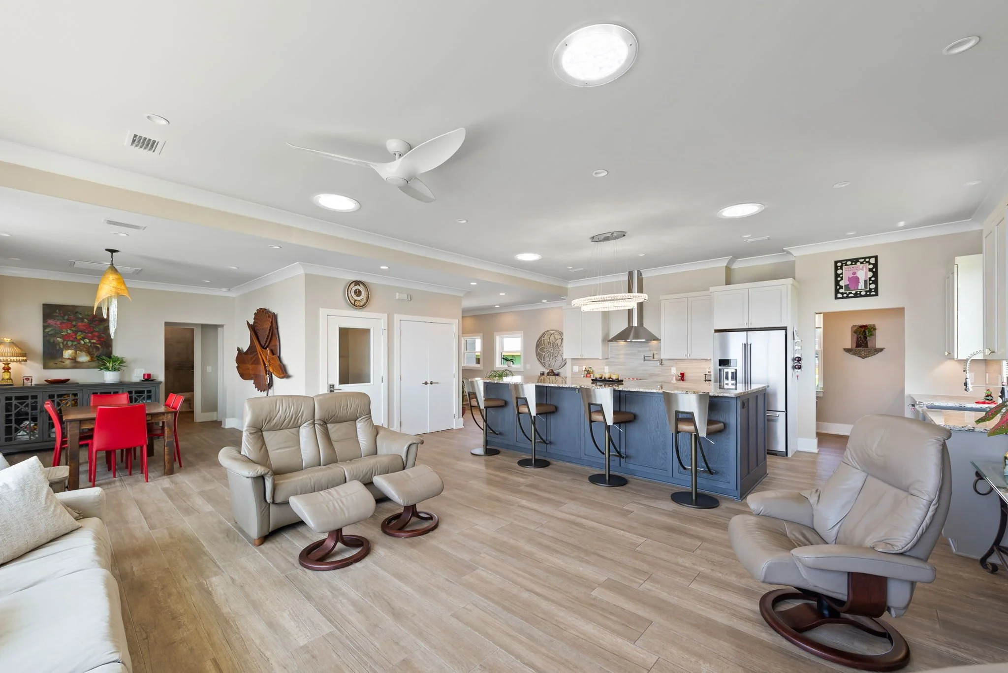 7693 North Shores Drive-8.jpg