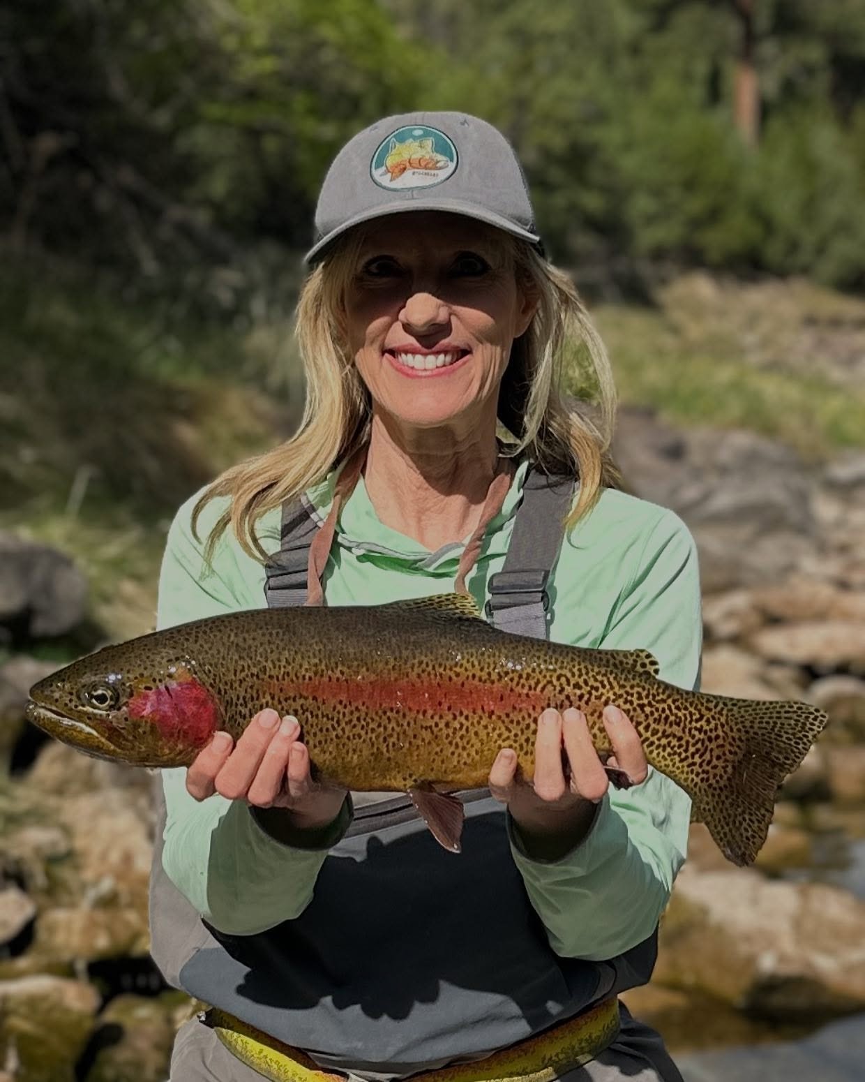 hold on to the memories,
they will hold on to you&hellip;
.
.
.
#newyearsday #taylorswift #greenriver #catchandrelease #flyfishing #tugisthedrug #lifebehindthesticks #thisiswhy #alwaysinseason #flyfishingnation #outdoorwomen #queenofthegreen #loveyou