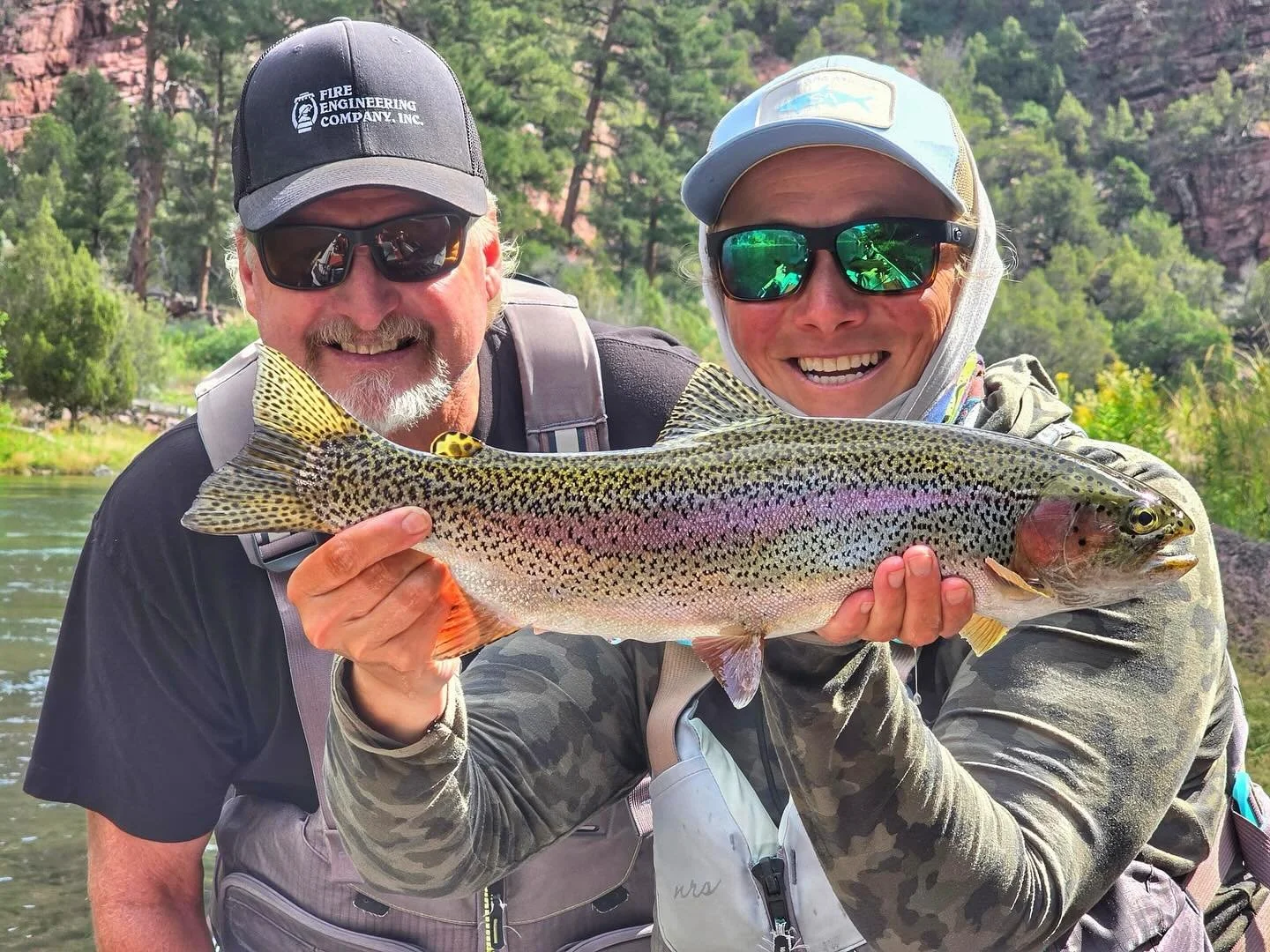 welcome to your life&hellip;
there&rsquo;s no turning back&hellip; 
.
.
.
.
#everybodywantstoruletheworld #tearsforfears #greenriver #catchandrelease #flyfishing #tugisthedrug #lifebehindthesticks #thisiswhy #alwaysinseason #flyfishingnation #outdoor