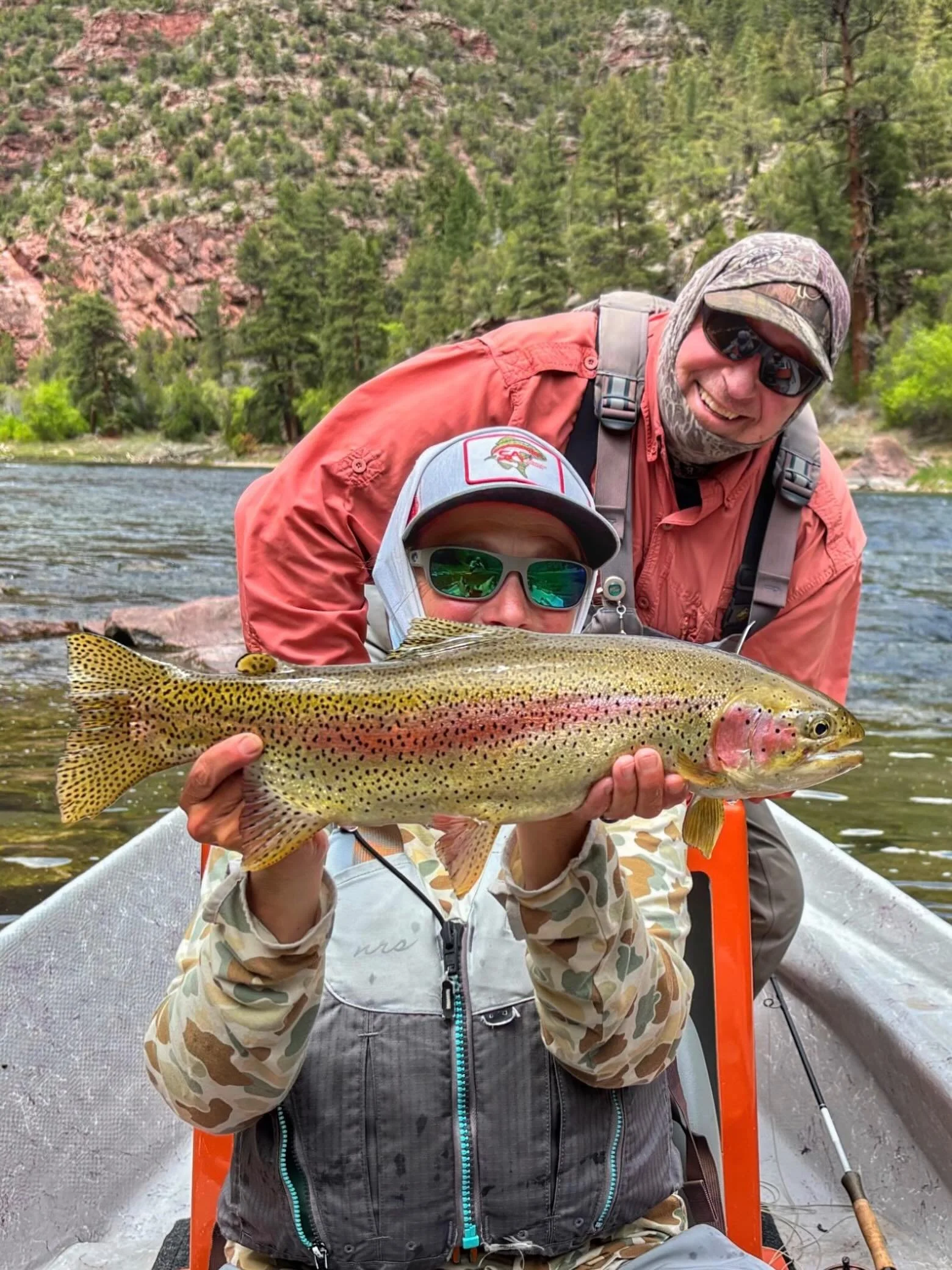 if you could see what I see, you&rsquo;d be blinded by the colors&hellip;
.
.
.
#rainbow #kaseymusgraves #greenriver #catchandrelease #queenofthegreen @scientificanglers @orvisflyfishing @grundens