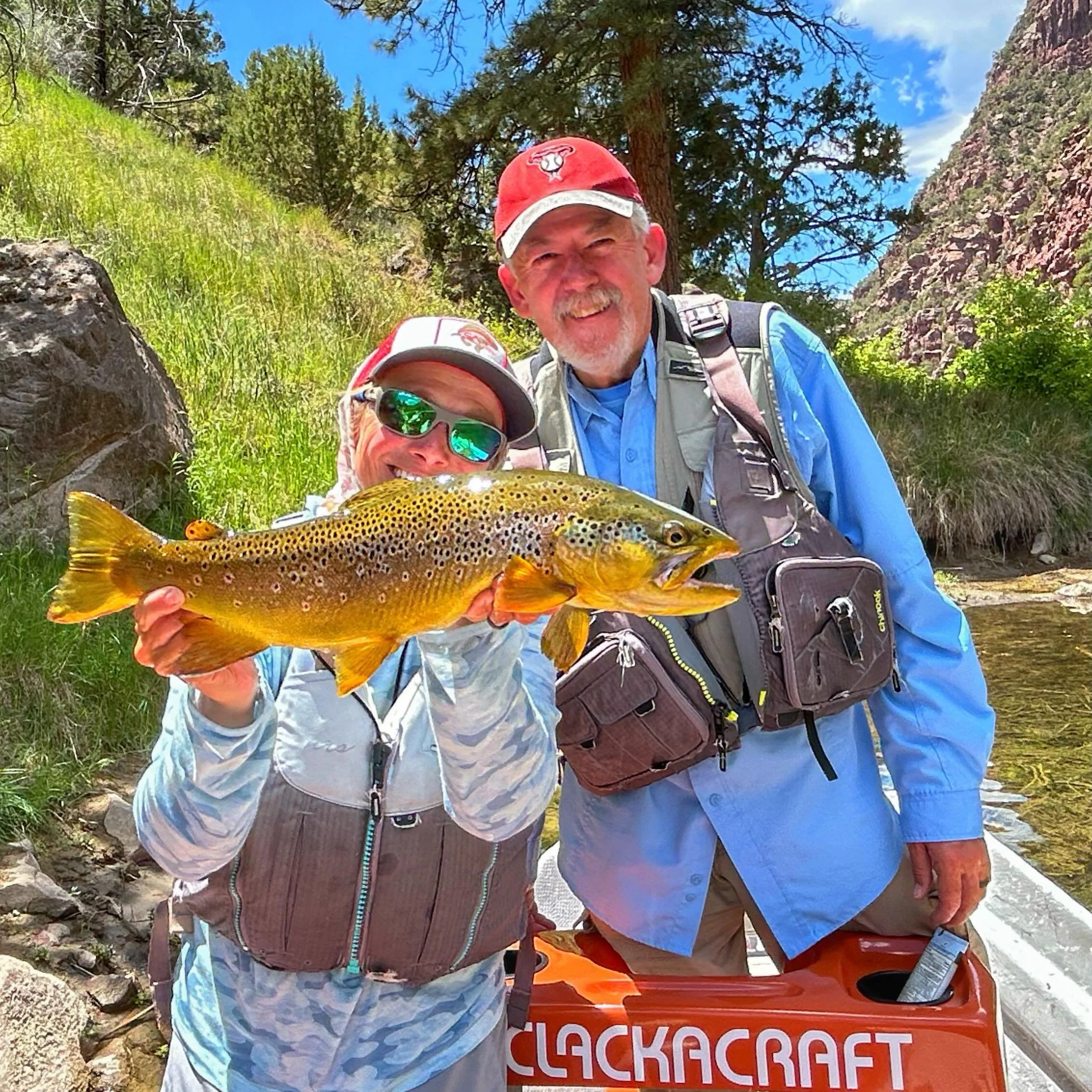 she said, &ldquo;oh, hi, nice to meet you&rdquo;&hellip;
.
.
.
#nicetomeetyou #mylessmith #greenriver #catchandrelease #queenofthegreen @scientificanglers @orvisflyfishing @grundens
