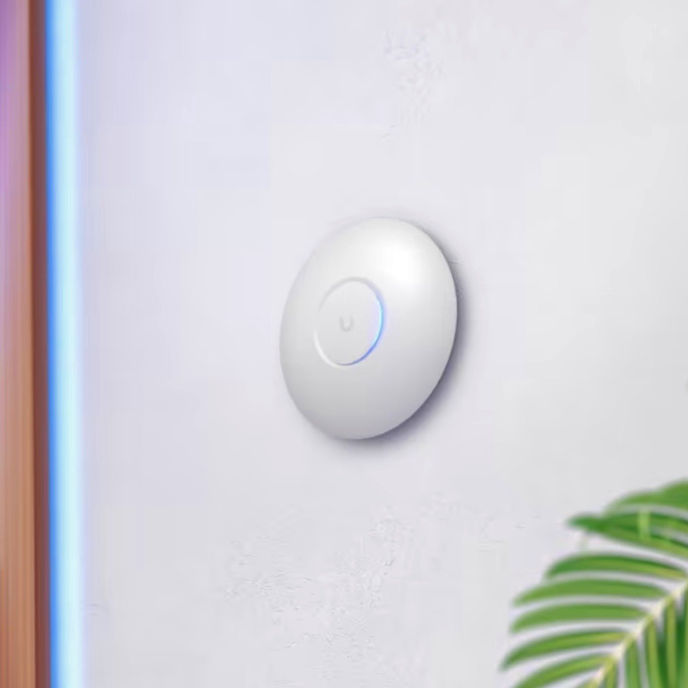 @ubiquiti launches the highly anticipated U7 Lite access point for their Unifi wifi lineup. Bringing 2.5GbE &amp; WiFi 7 to one of the most affordable access points in the lineup &amp; a solid option where 6ghz is not required.

Along with this is al