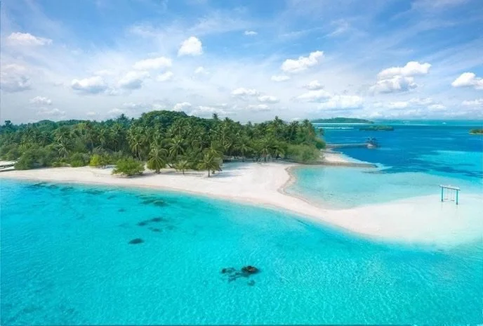 🌴✨ Introducing Zanzibar ✨🌴

If paradise is on your travel bucket list, then it&rsquo;s time to discover Zanzibar! 🇹🇿🌊

Located just off the coast of Tanzania in the Indian Ocean, Zanzibar is a breathtaking island paradise renowned for its powder
