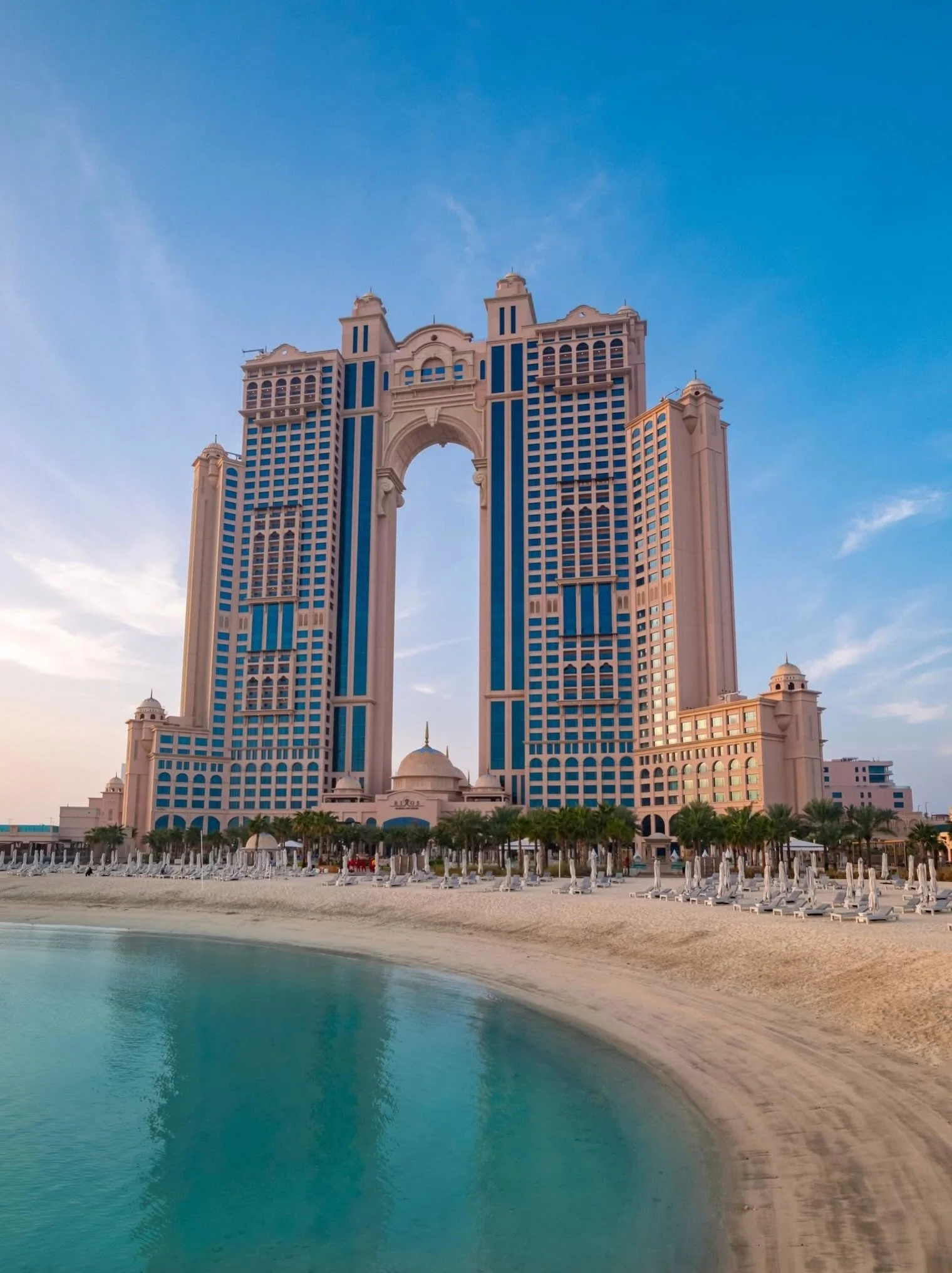 🎃👻🧙&zwj;♂️ OCTOBER HALF TERM SUNSHINE IN ABU DHABI 🧙&zwj;♀️👻🎃

Ditch the cold weather and spend Halloween soaking up the sun in spectacular Abu Dhabi! ☀️🌴 From stunning beaches and family-friendly attractions to world-class dining and unforget