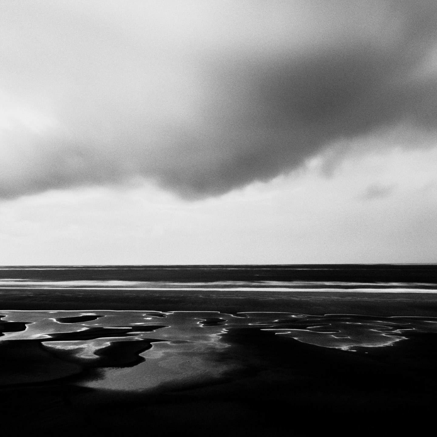 a beach on an island
The Netherlands, 2017

#landscapephotography #thenetherlands