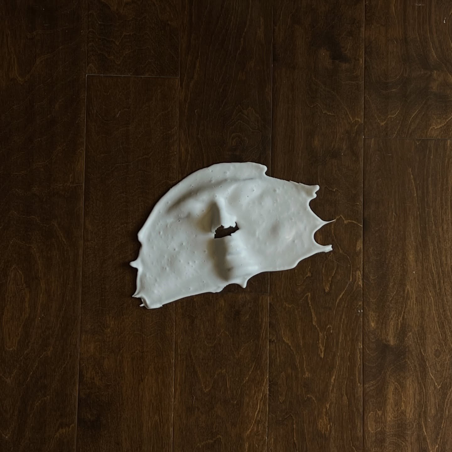 the environ alginate mask

a cooling, soothing peel-off mask to help balance the pH of the skin + promotes hydration by defending against trans-epidermal water loss