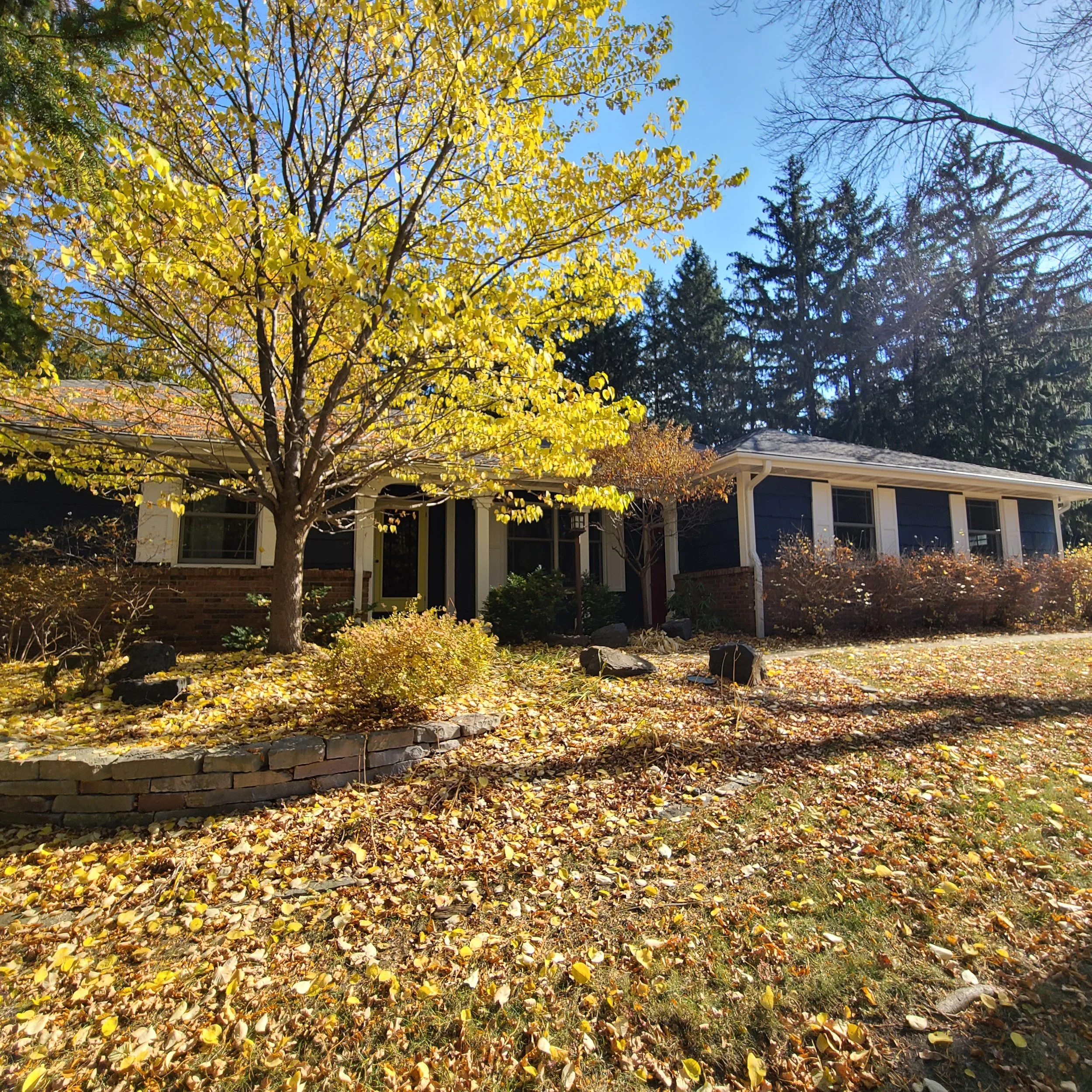 Exterior repaint on a ranch-style home in Edina’s Countryside neighborhood
