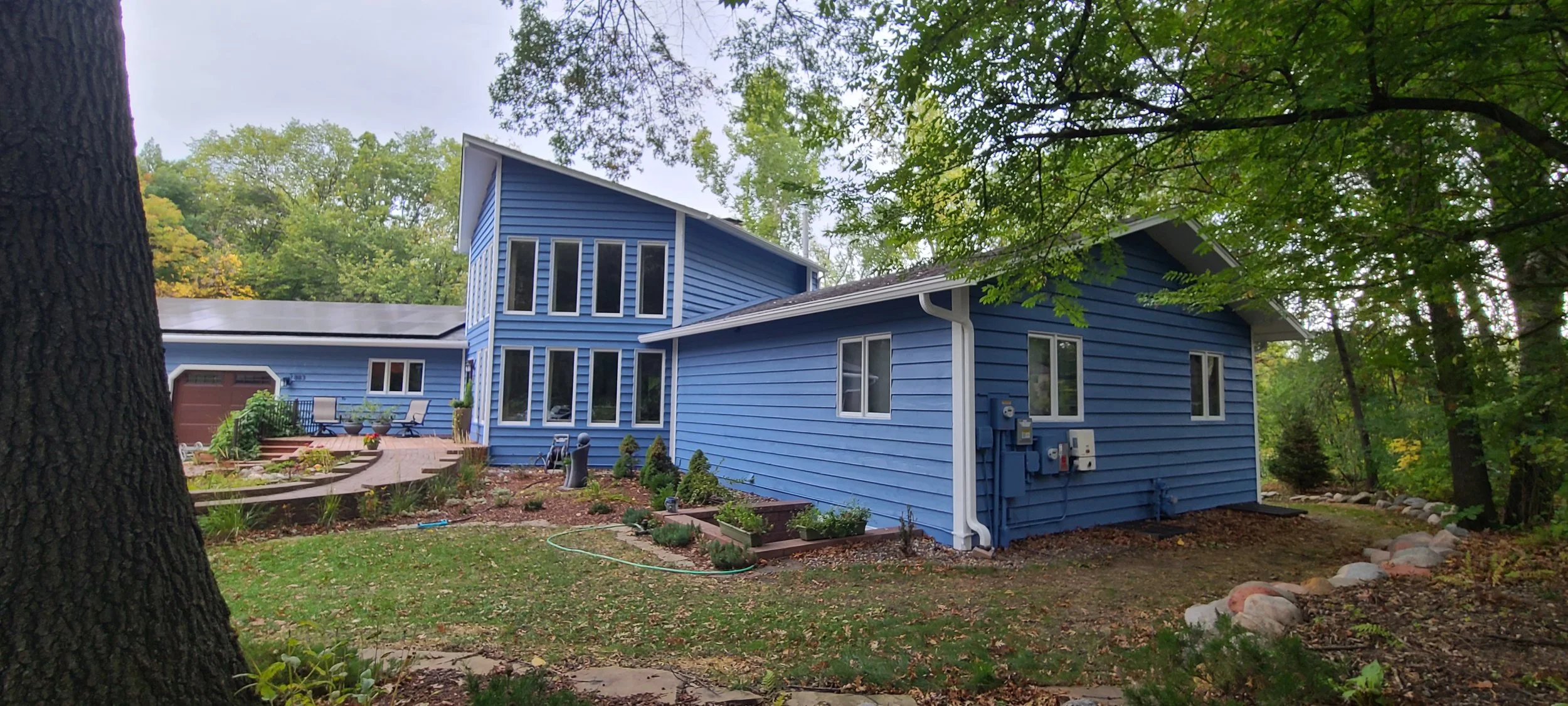 minneapolis-home-after-exterior-painting-blue-siding.jpg