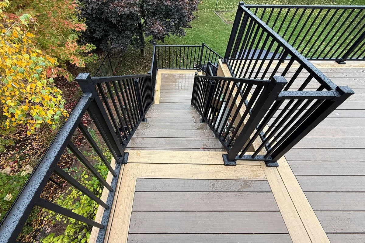 DOUBLE-BOARD-PICTURE-FRAME-DECK-3.jpg