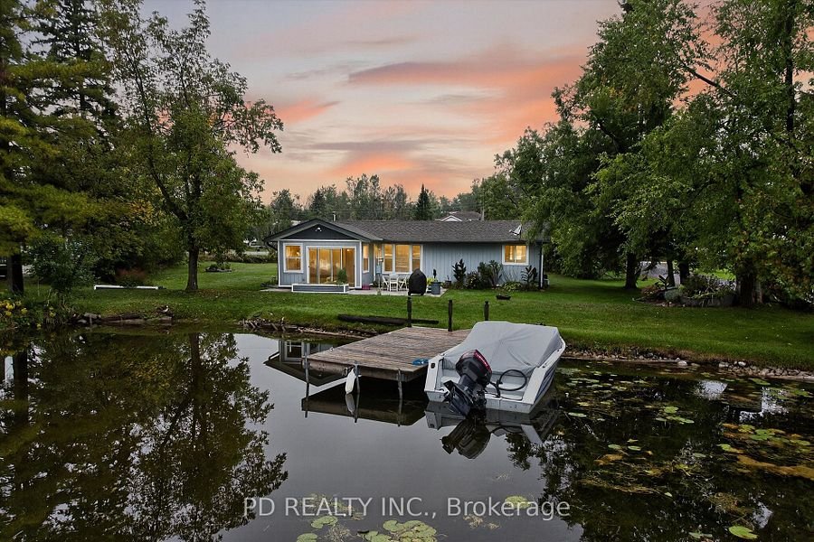 SOLD $422,000 - 11 Charlotte Cres, Kawartha Lakes