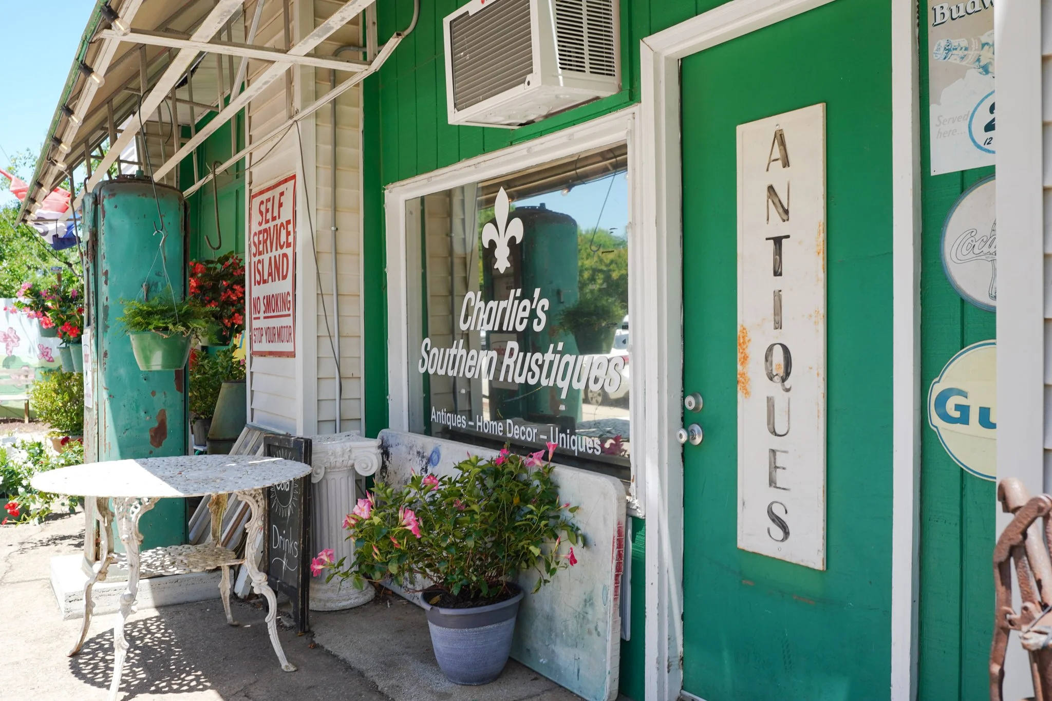 The Travelers Rest Antique and Thrifting Trail
