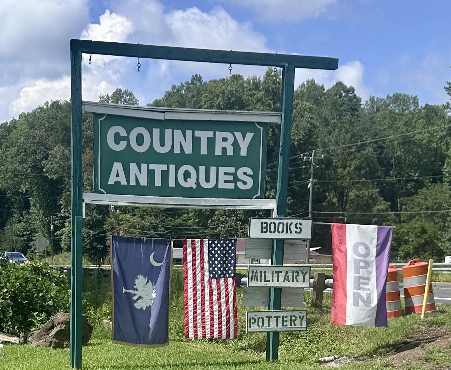 Country Antiques and Curiosities antique shop in Travelers Rest, South Carolina