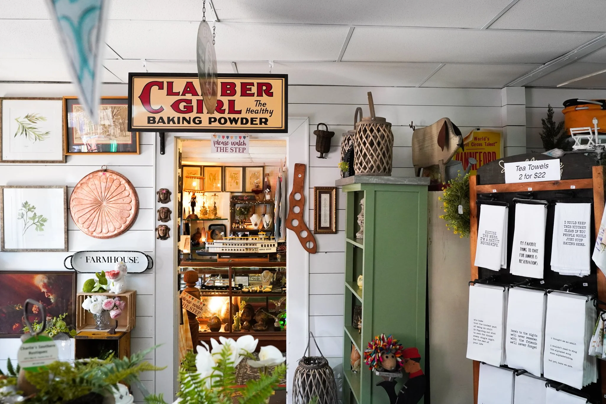 antique shopping in travelers rest sc