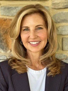 Krista Hirschmann photo.jpg