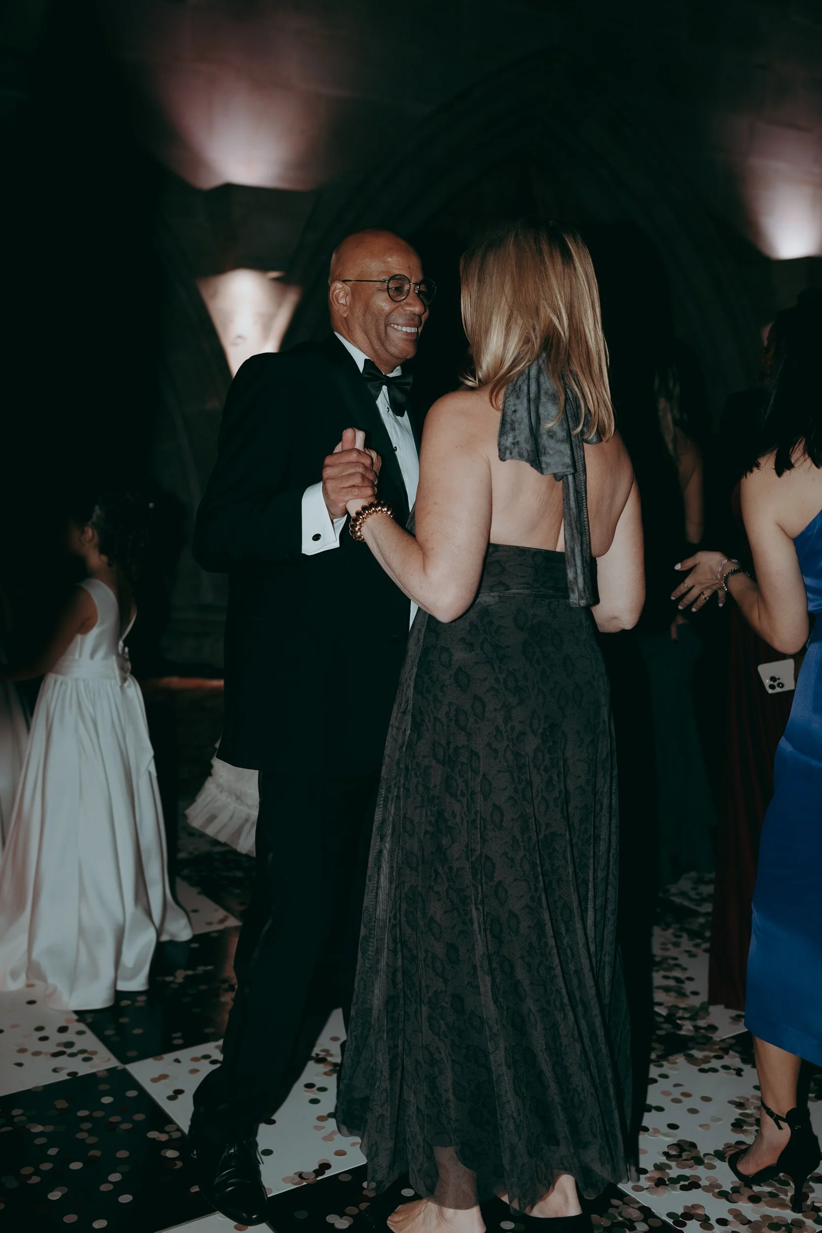 150 surrey-documentary-wedding-photographer-ashdown-park-east-grinstead-.jpg