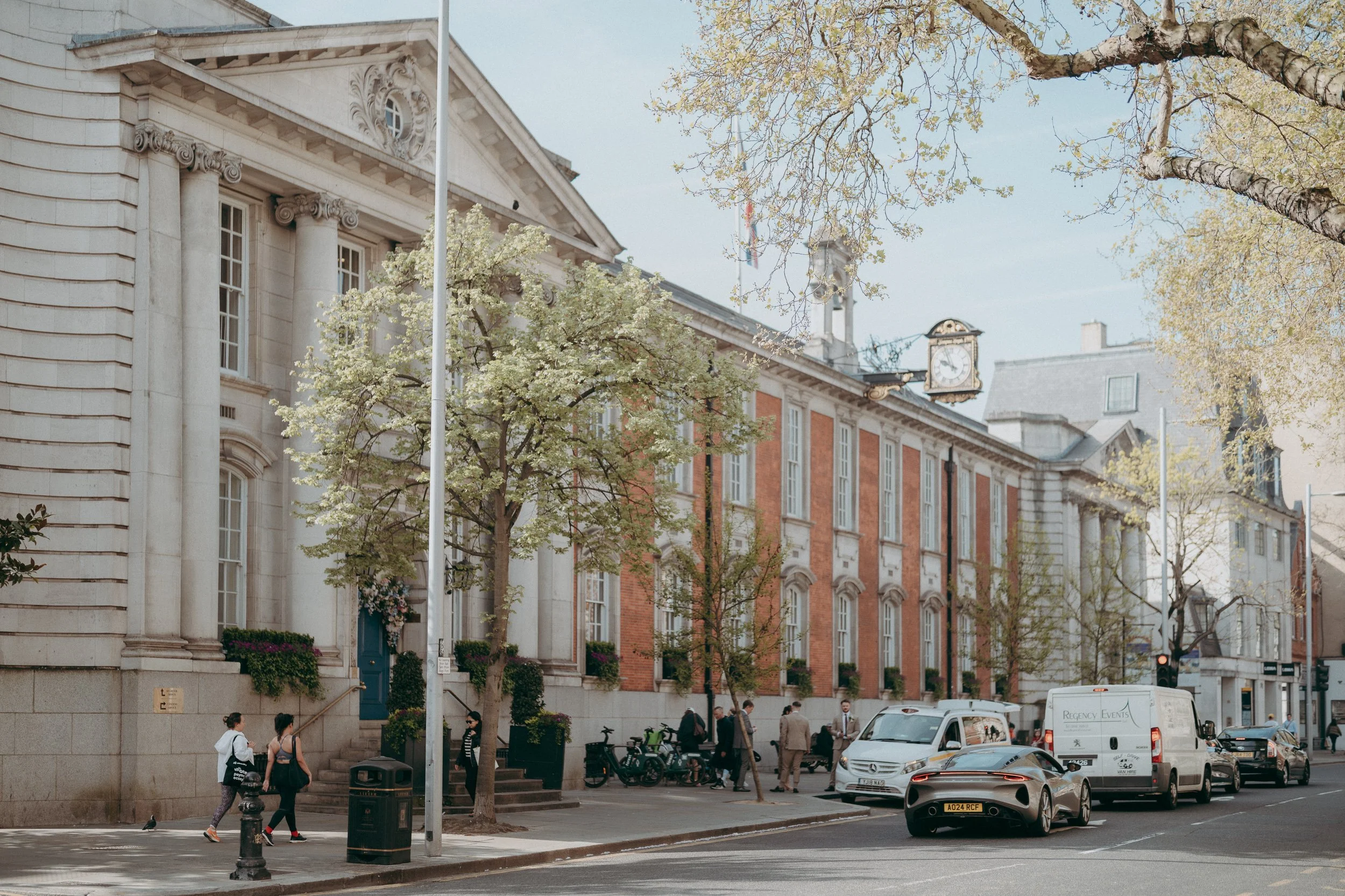 15 london-documentary-wedding-photographer-chelsea-old-town-hall-Harrild-and-Sons-.jpg