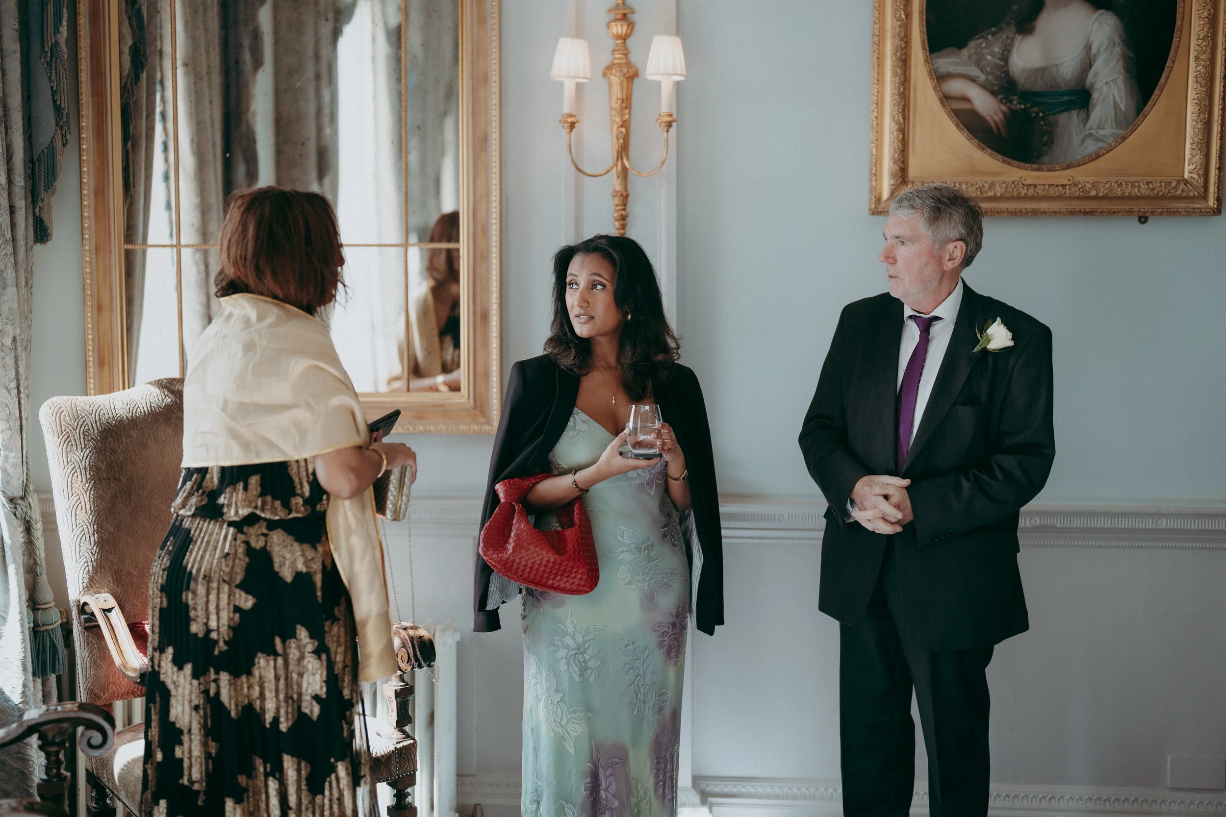 25 berkshire-documentary-wedding-photographer-cliveden-house-taplow-maidenhead-.jpg