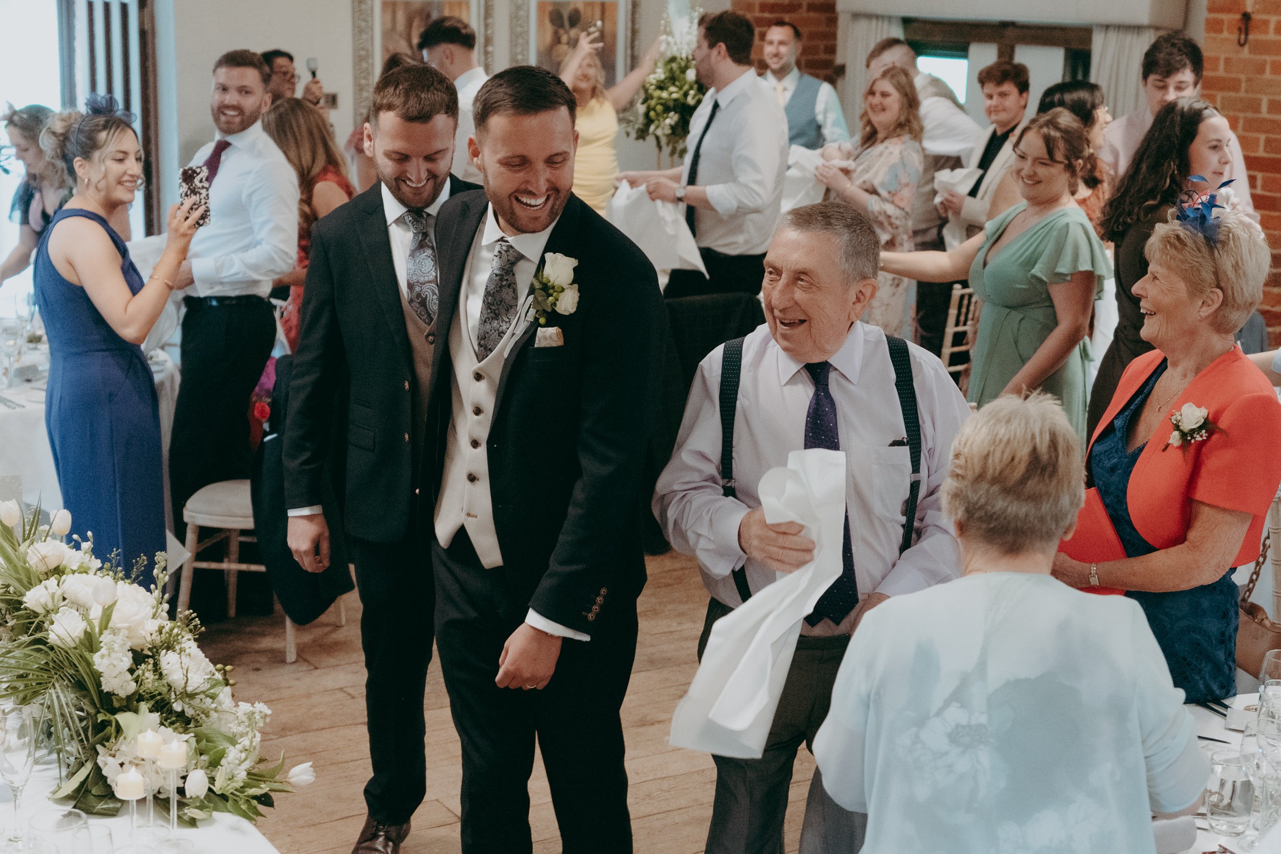 85 hampshire-documentary-wedding-photographer-lainston-house-winchester-.jpg