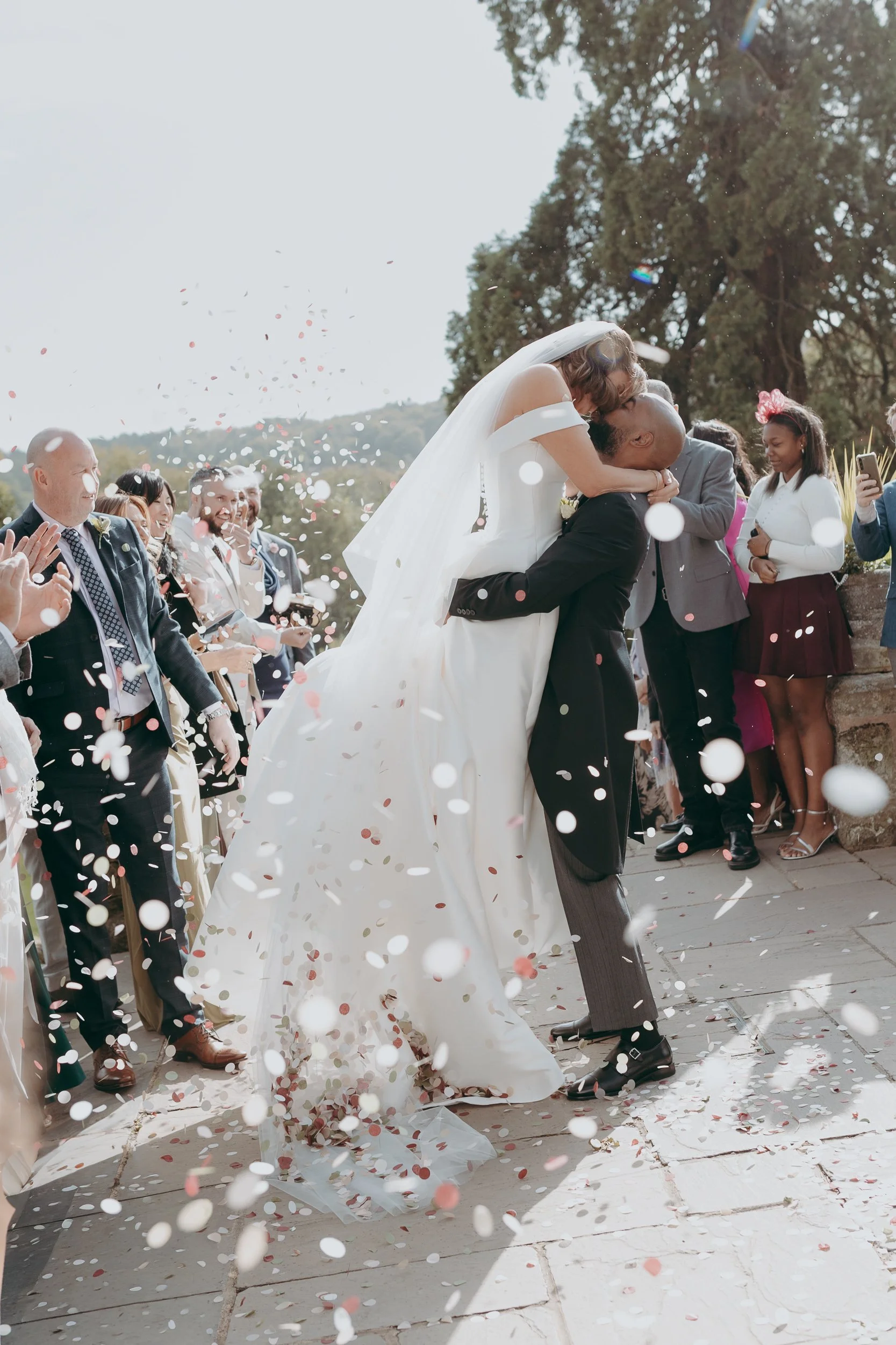 101 surrey-documentary-wedding-photographer-ashdown-park-east-grinstead-.jpg