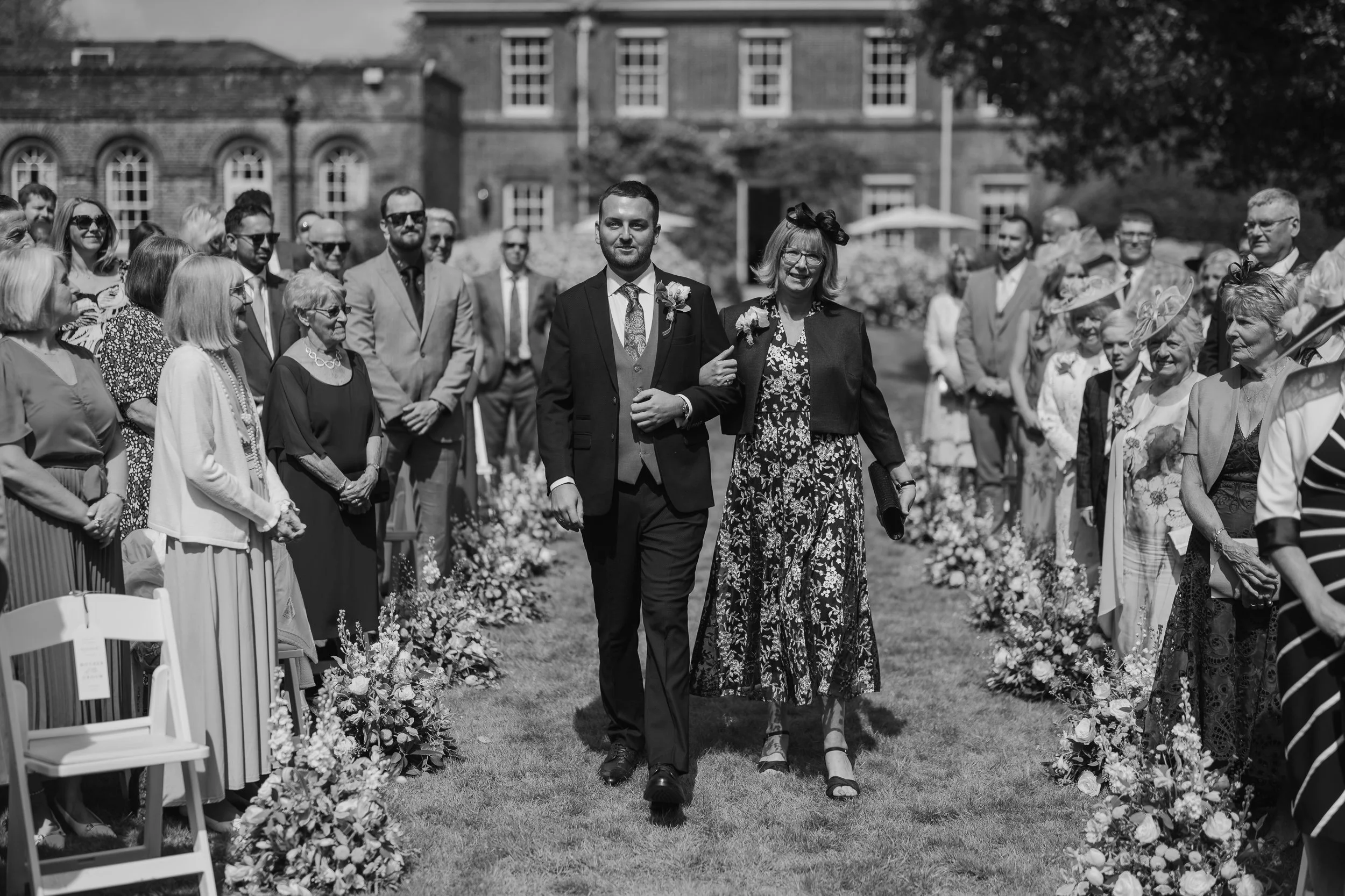 37 hampshire-documentary-wedding-photographer-lainston-house-winchester-.jpg