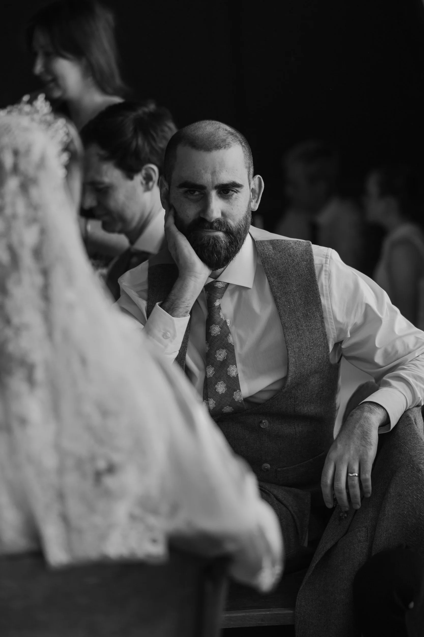121  london-documentary-wedding-photographer-fitzrovia-chapel-the-globe-swan-south-bank-.jpg