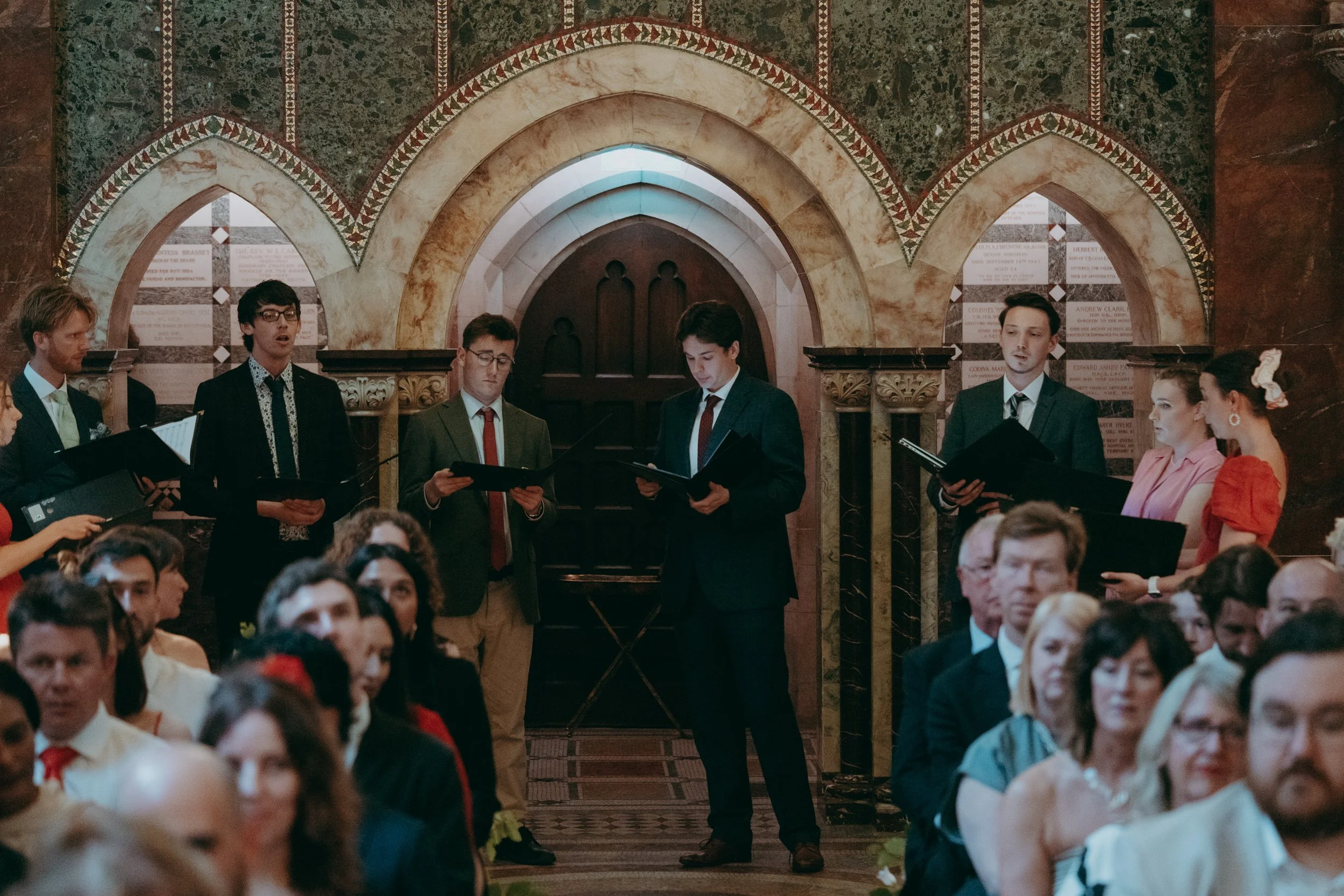 46  london-documentary-wedding-photographer-fitzrovia-chapel-the-globe-swan-south-bank-.jpg