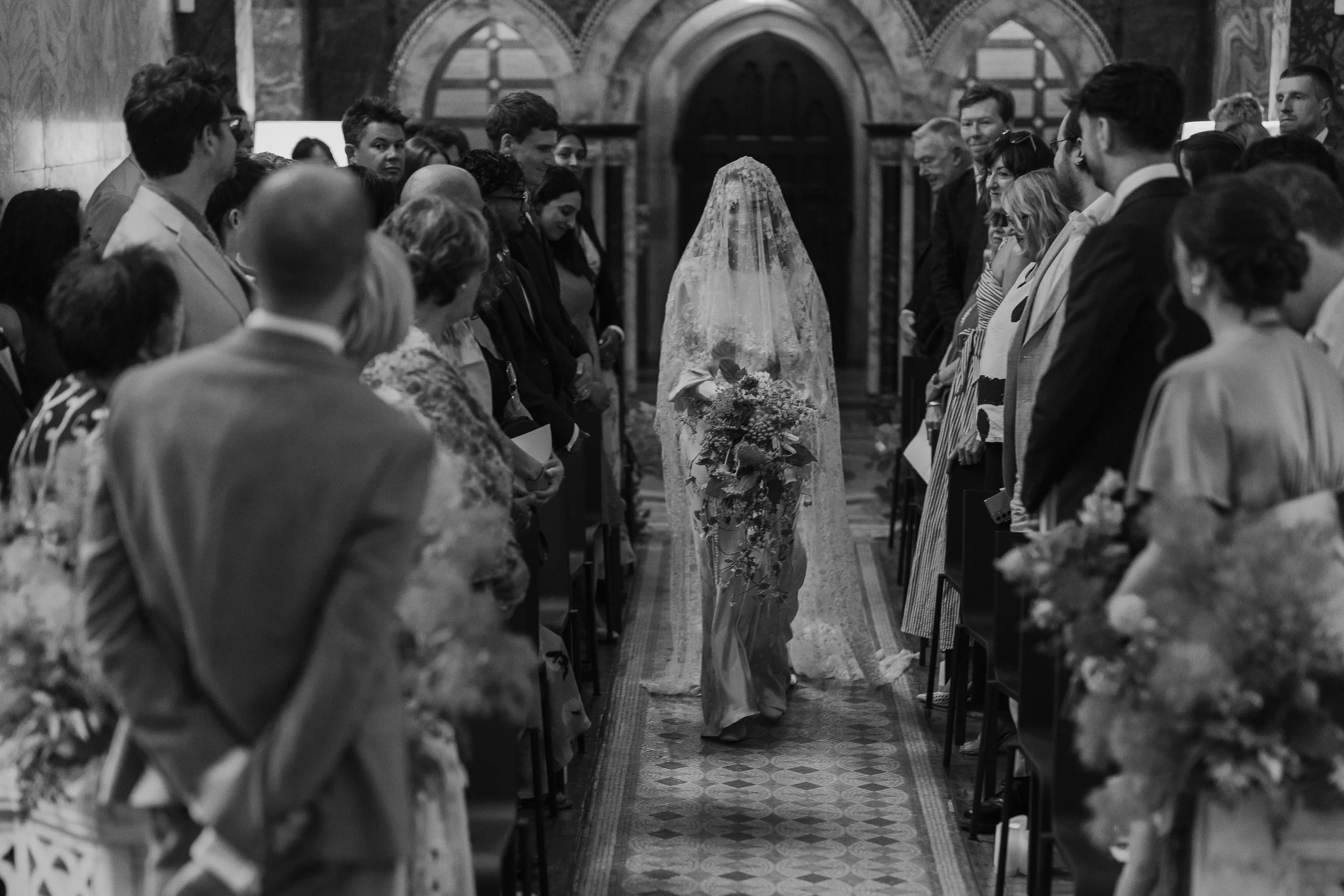 38  london-documentary-wedding-photographer-fitzrovia-chapel-the-globe-swan-south-bank-.jpg